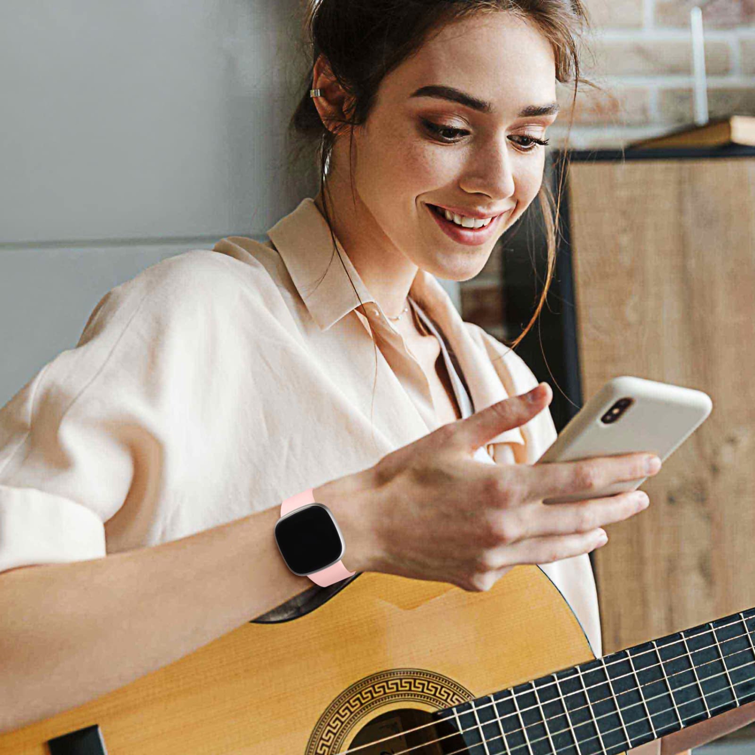 6 bracelets compatibles avec les bracelets Sense et Versa 3 de Fitbit pour femmes, bracelets sport souples classiques en TPUR pour Versa 4/Sense