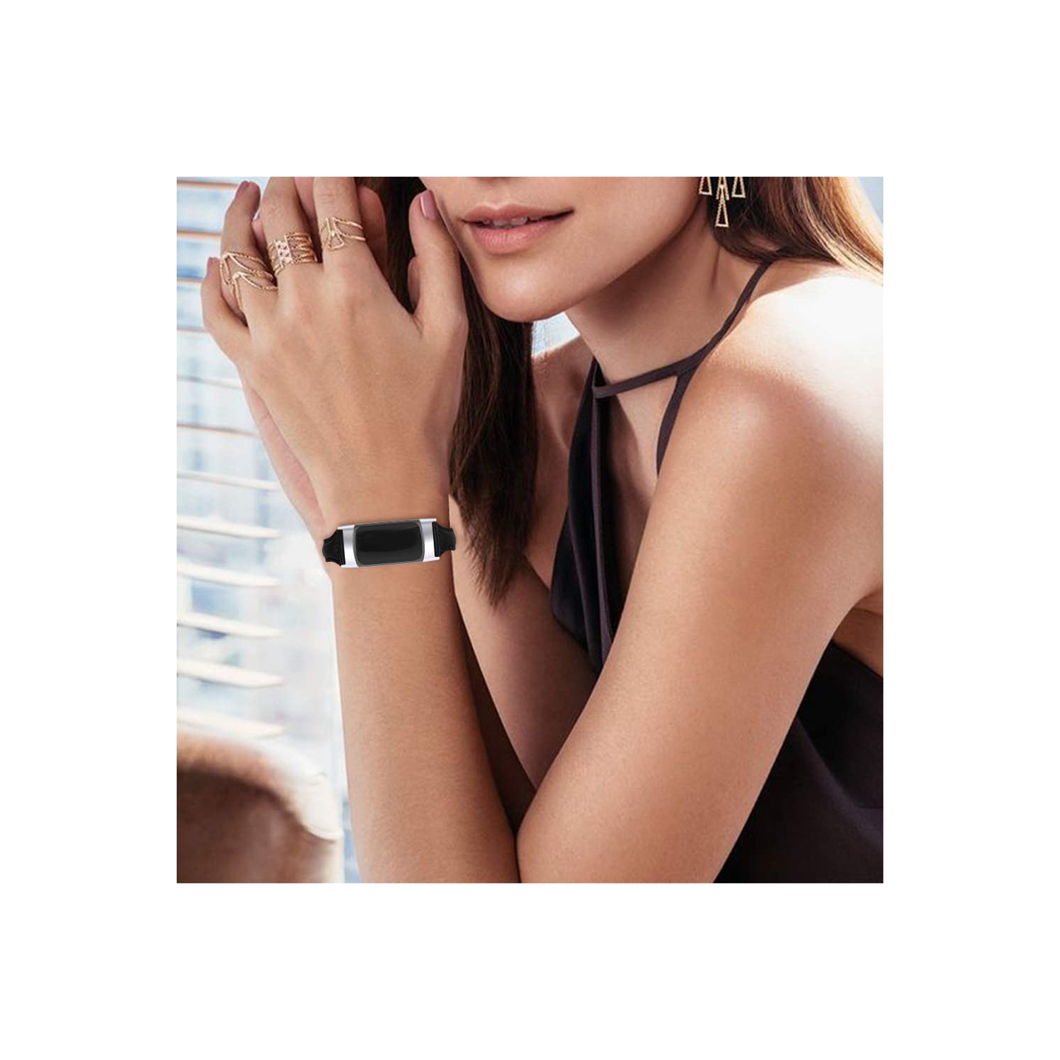 Fitbit Charge 5 Leather Band Women Men, Classic Genuine Leather Wristband Adjustable Bracelet Sport Straps for Charge 5 Accessories