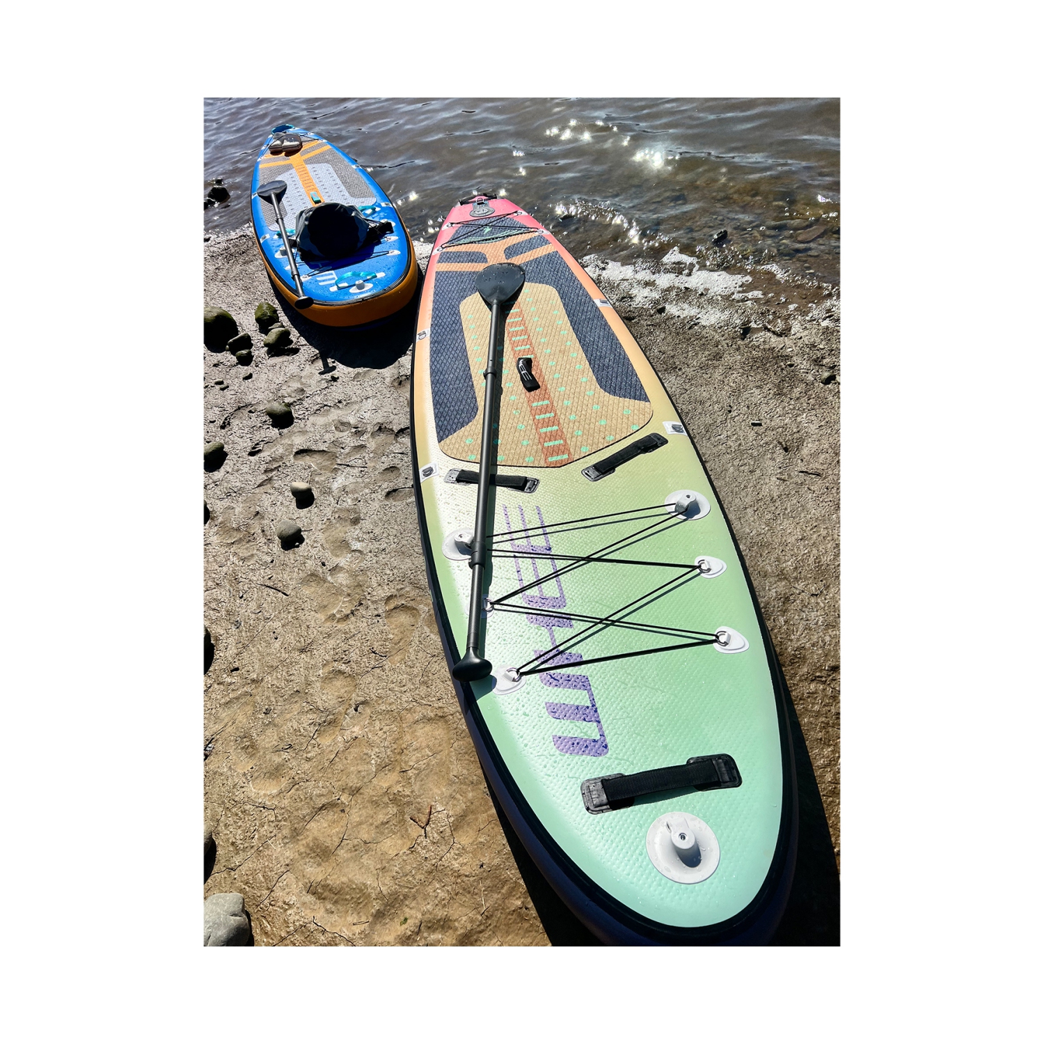 WHEE 11ft Inflatable Stand up Paddle Board 11'x32"x6"w/ double pump / 3 Fins for Paddling / 1-2 Person Up to 150kg / carbon paddle