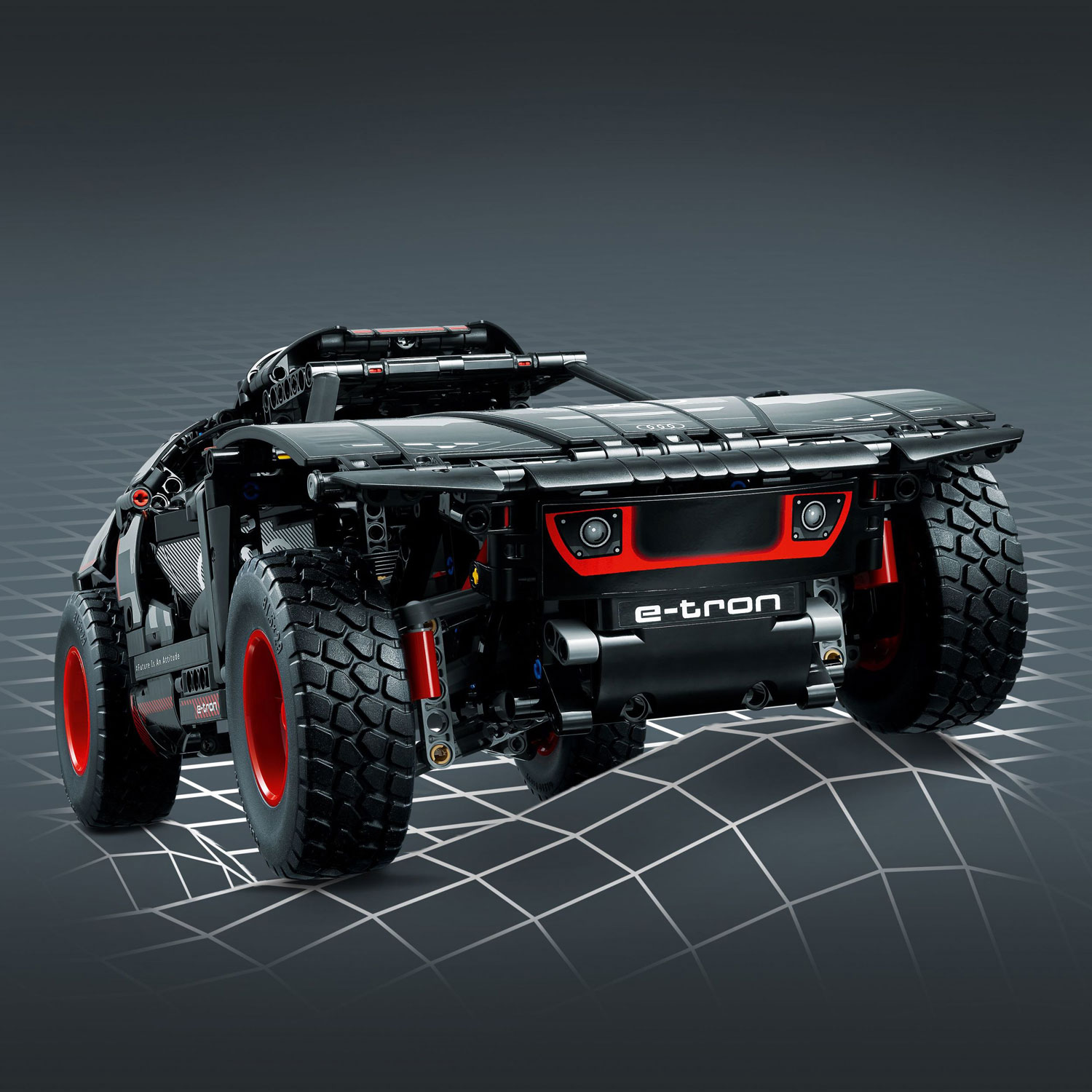LEGO Technic: Audi RS Q e-tron - 914 Pieces