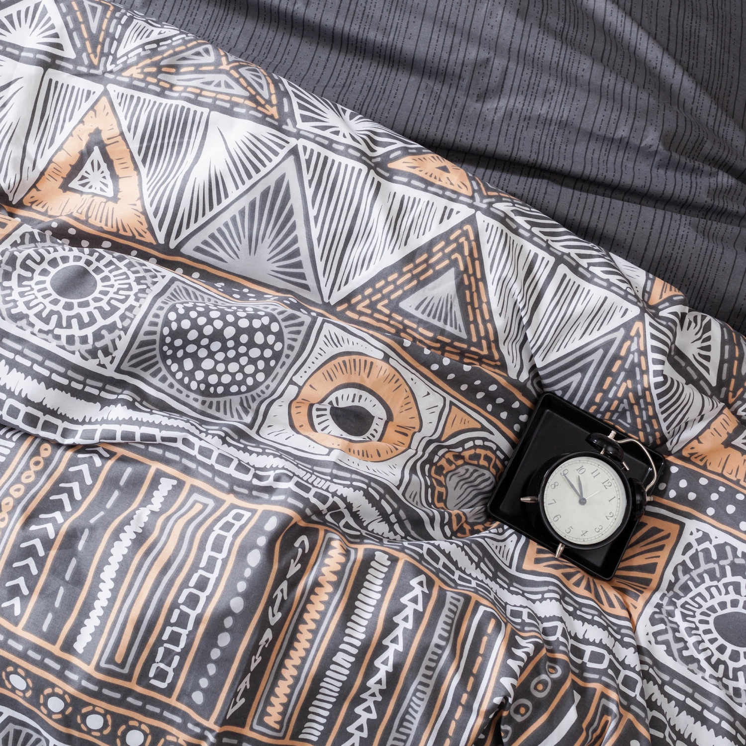 SUSSEXHOME Aztec Gray Duvet Cover Set, Full Size Duvet Cover, 1 Duvet Cover, 1 Fitted Sheet and 2 Pillowcases, Iron Safe, Hypoallergenic, Breathable