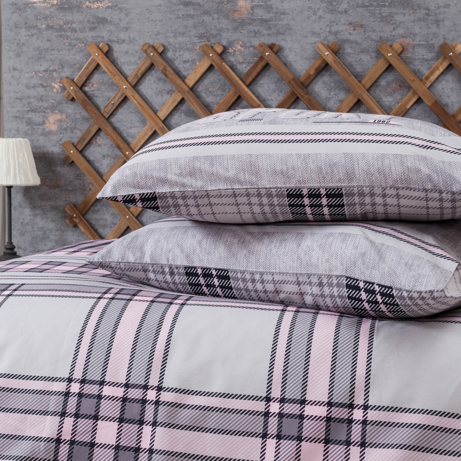 SUSSEXHOME Sports in Blush Gray Duvet Cover Set Pink, Full Size Duvet Cover, 1 Duvet Cover, 1 Fitted Sheet and 2 Pillowcases, Iron Safe,