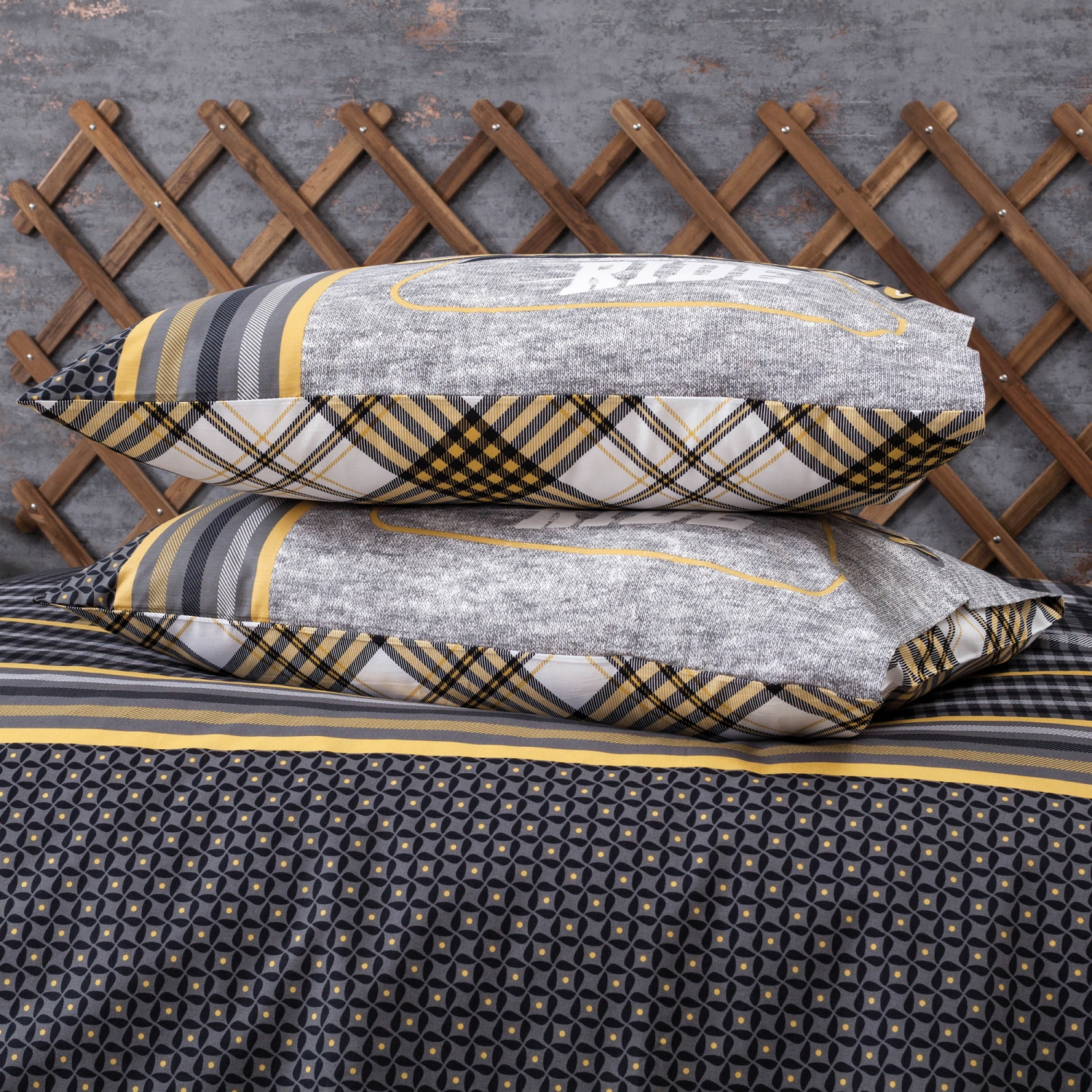 SUSSEXHOME Sports in Gray Duvet Cover Set, Full Size Duvet Cover, 1 Duvet Cover, 1 Fitted Sheet and 2 Pillowcases, Iron Safe, Hypoallergenic,