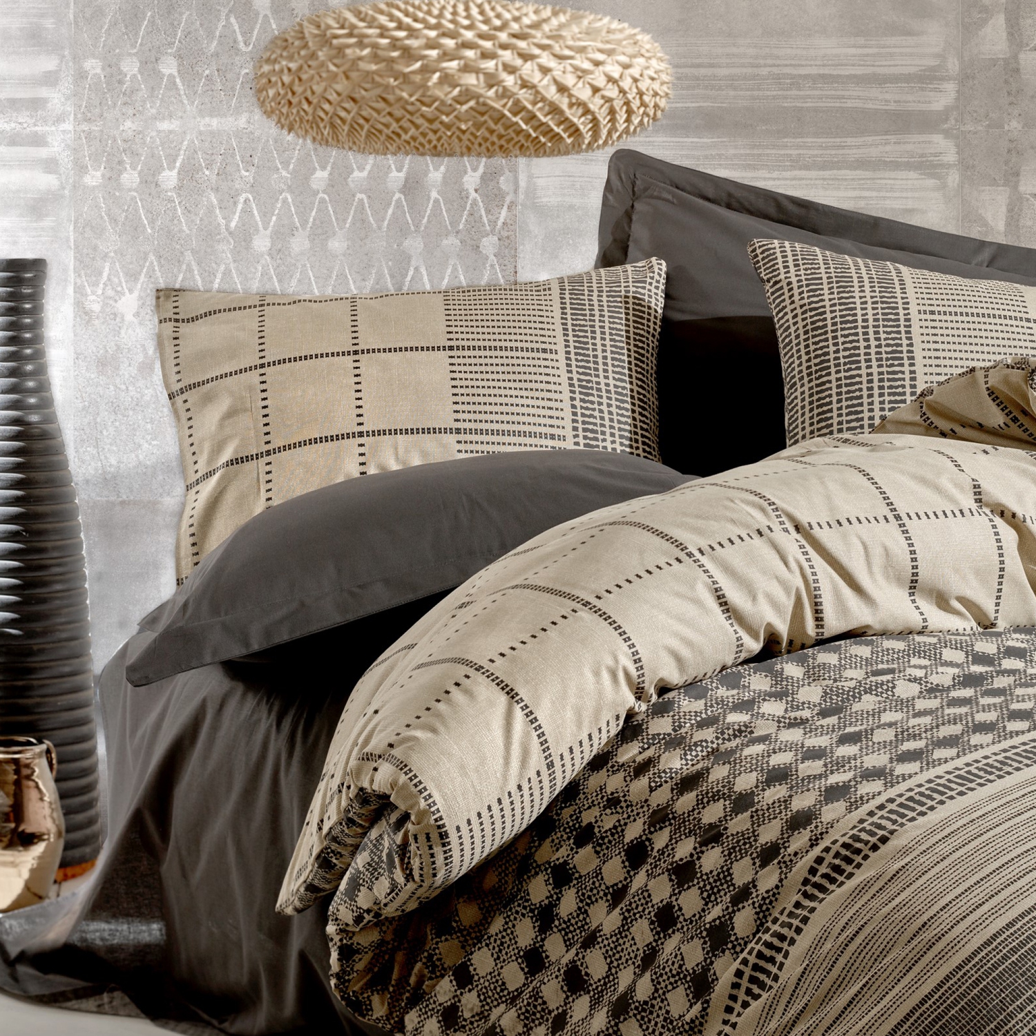 SUSSEXHOME Cream Lines Duvet Cover Set Anthracite, Full Size Duvet Cover Set, 1 Duvet Cover, 1 Fitted Sheet and 2 Pillowcases , Iron Safe,