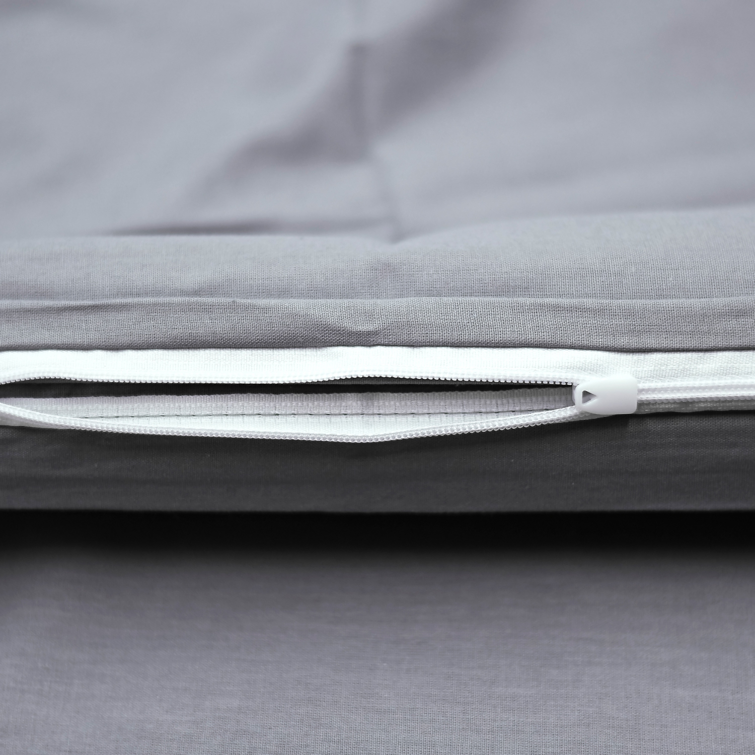 SUSSEXHOME Black Gray Gentleman Duvet Cover Set, King Size Duvet Cover, 1 Duvet Cover, 1 Fitted Sheet and 2 Pillowcases, Iron Safe, Hypoallergenic,