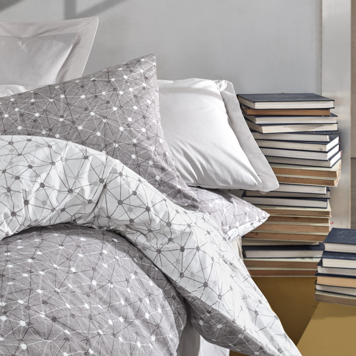 SUSSEXHOME Gray Connections Duvet Cover Set, Full Size, 1 Duvet Cover, 1 Fitted Sheet and 2 Pillowcases, Iron Safe, Hypoallergenic, Breathable