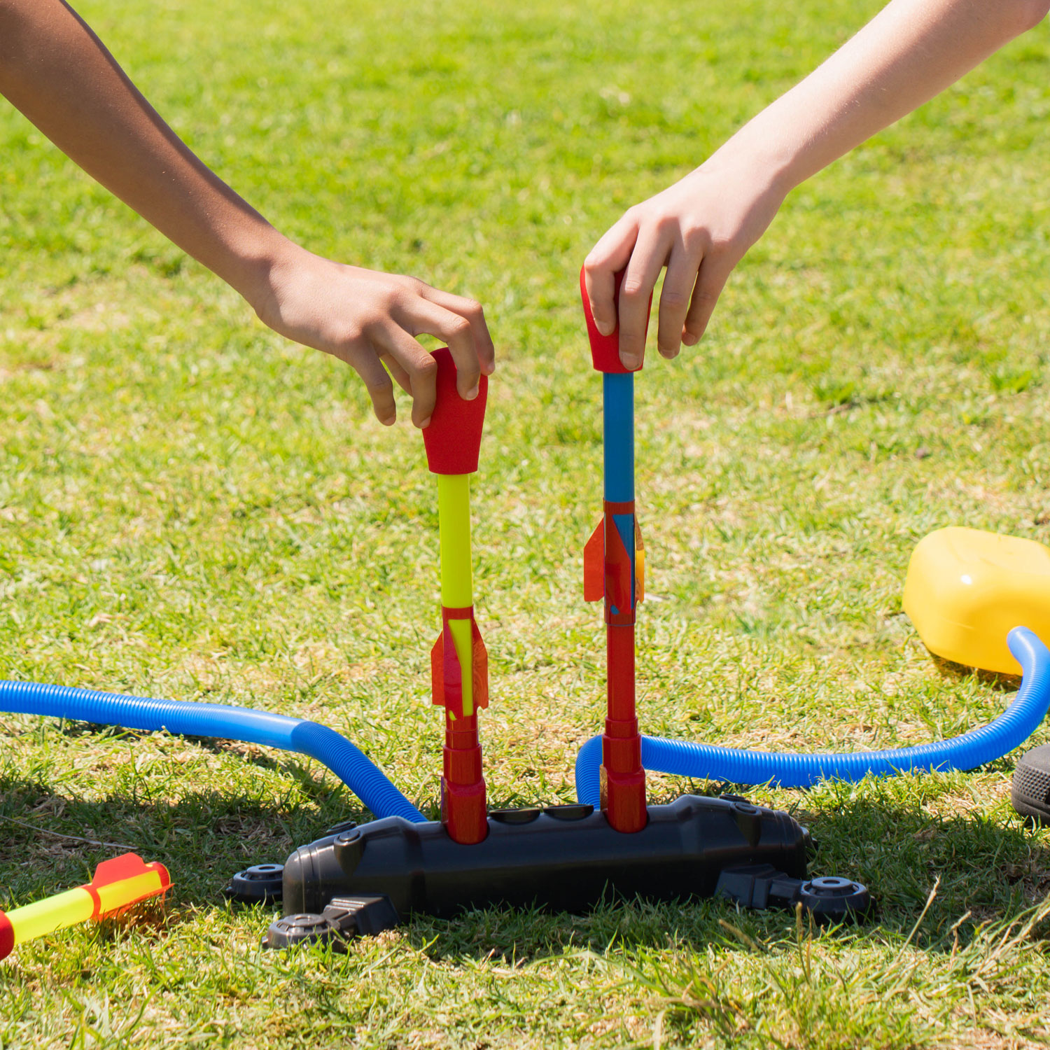 Stomp Rocket Dueling Rockets - 4 Pack
