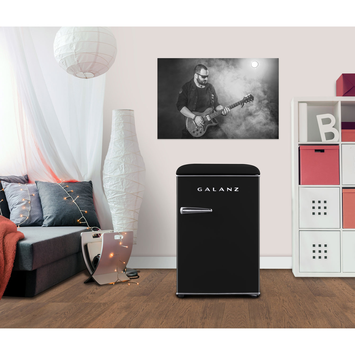 Réfrigérateur autonome sans congélateur 19 po 2,5 pi³ Retro de Galanz - Noir vinyle