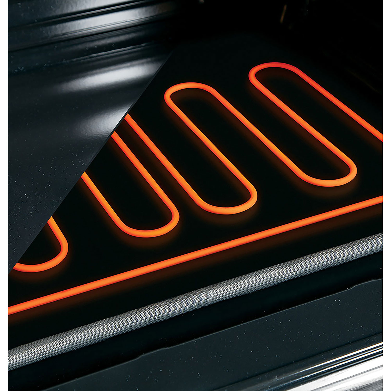 Cuisinière électrique autonome à 5 éléments avec convection véritable et friture à l'air 5,0 pi³ 30 po de GE - Ardoise