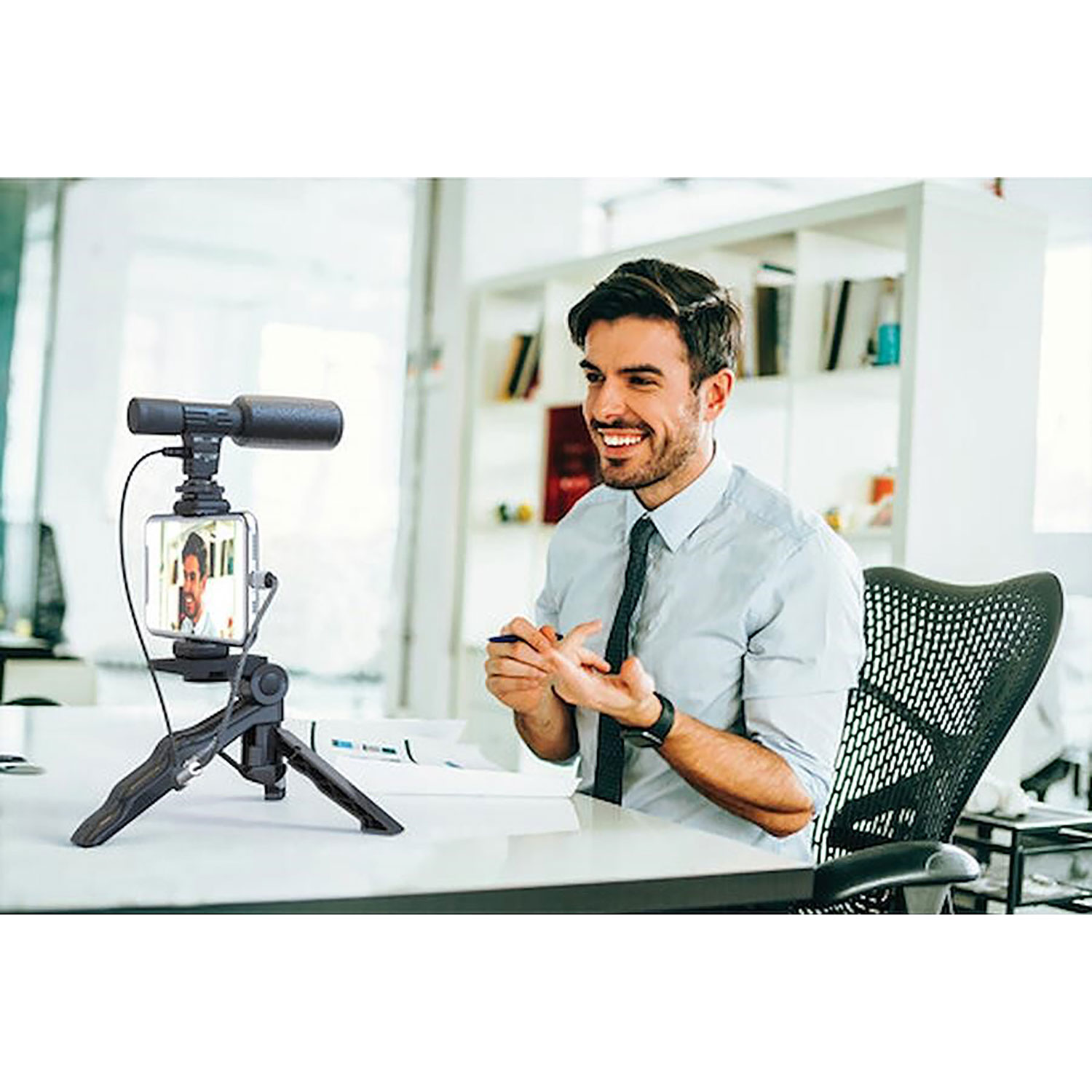 Trousse de vidéoblogage Go Viral Like Me de Digipower