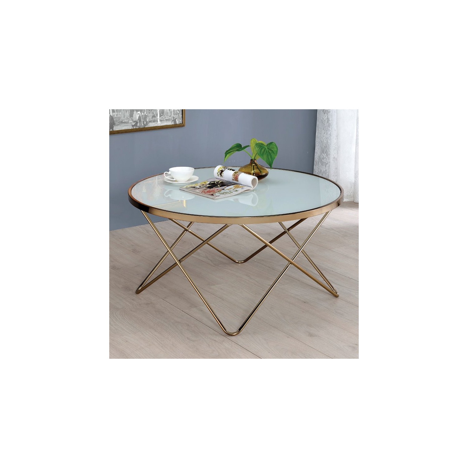 LA table basse ACME Valora en verre givré et en champagne