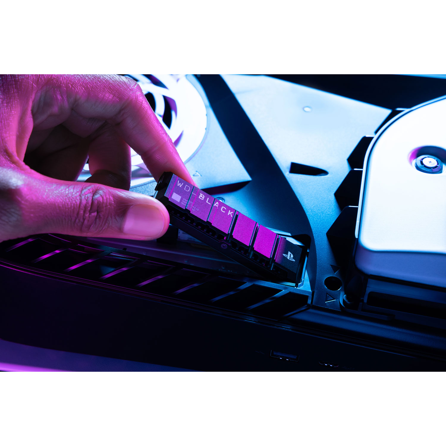 Disque SSD interne NVMe PCI-e WD_BLACK SN850P de 4 To avec dissipateur thermique - Officiellement autorisé pour la PS5