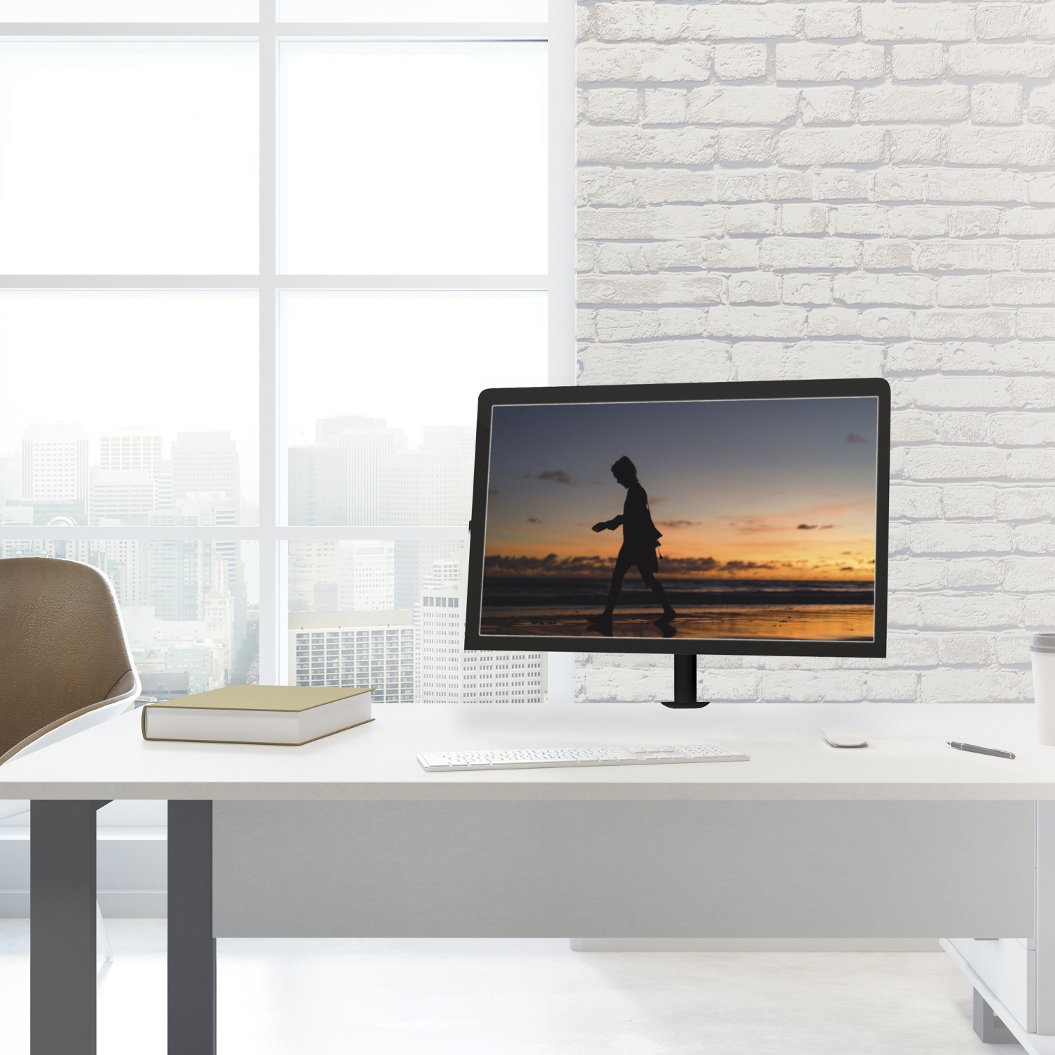 CJ Tech 13-in to 27-in Single Desk Monitor Mount - Black