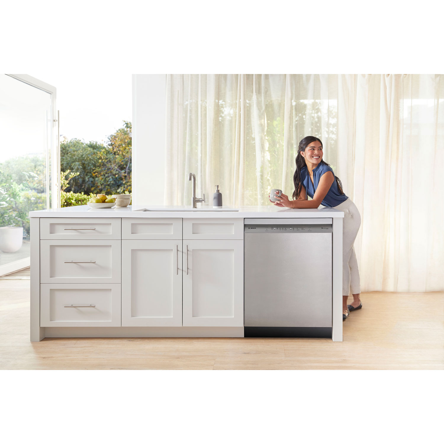 Bosch 24" 46dB Built-In Dishwasher with Third Rack - Stainless Steel