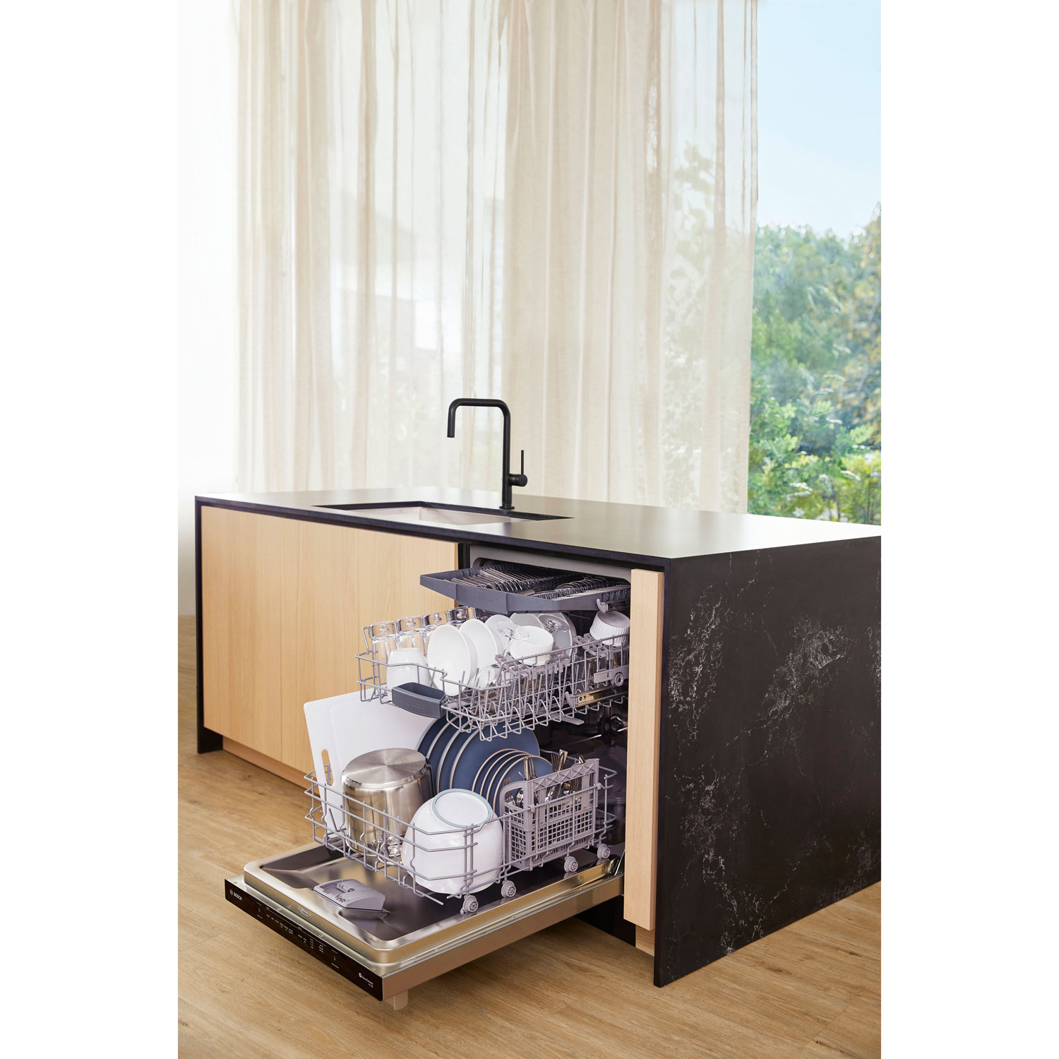 Bosch 24" 46dB Built-In Dishwasher with Third Rack - Stainless Steel