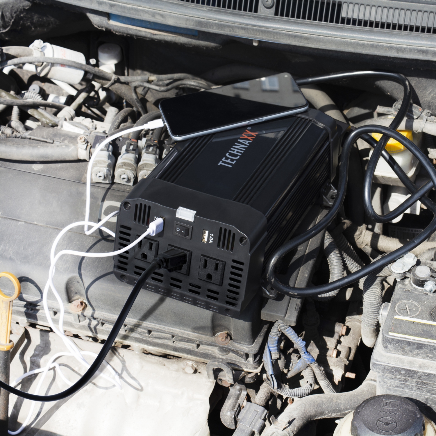 Convertisseur de courant 1200&nbsp;W de TE16 W de Technaxx - Noir