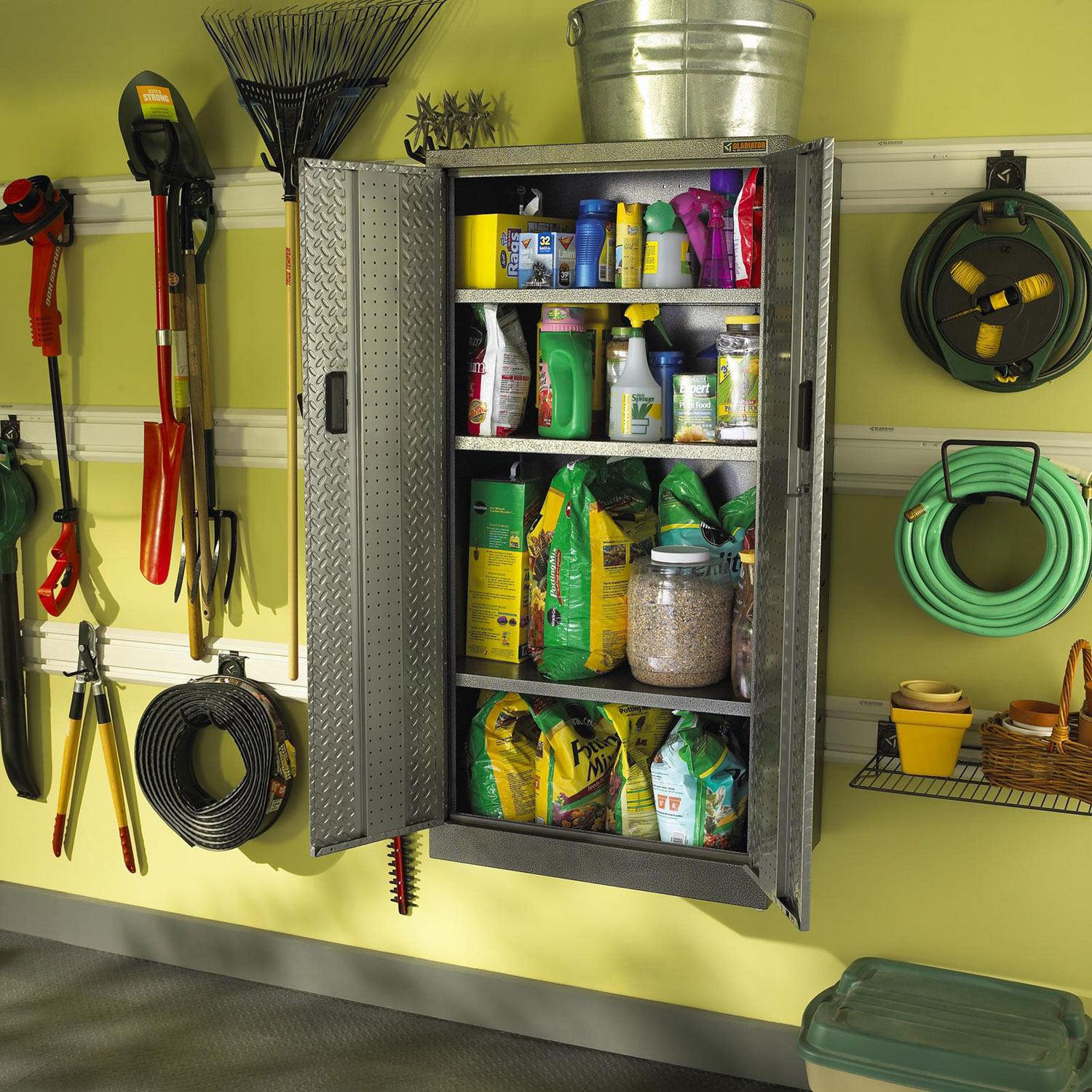 Gladiator Heavy Duty Welded Steel Storage Cabinet - Silver Tread