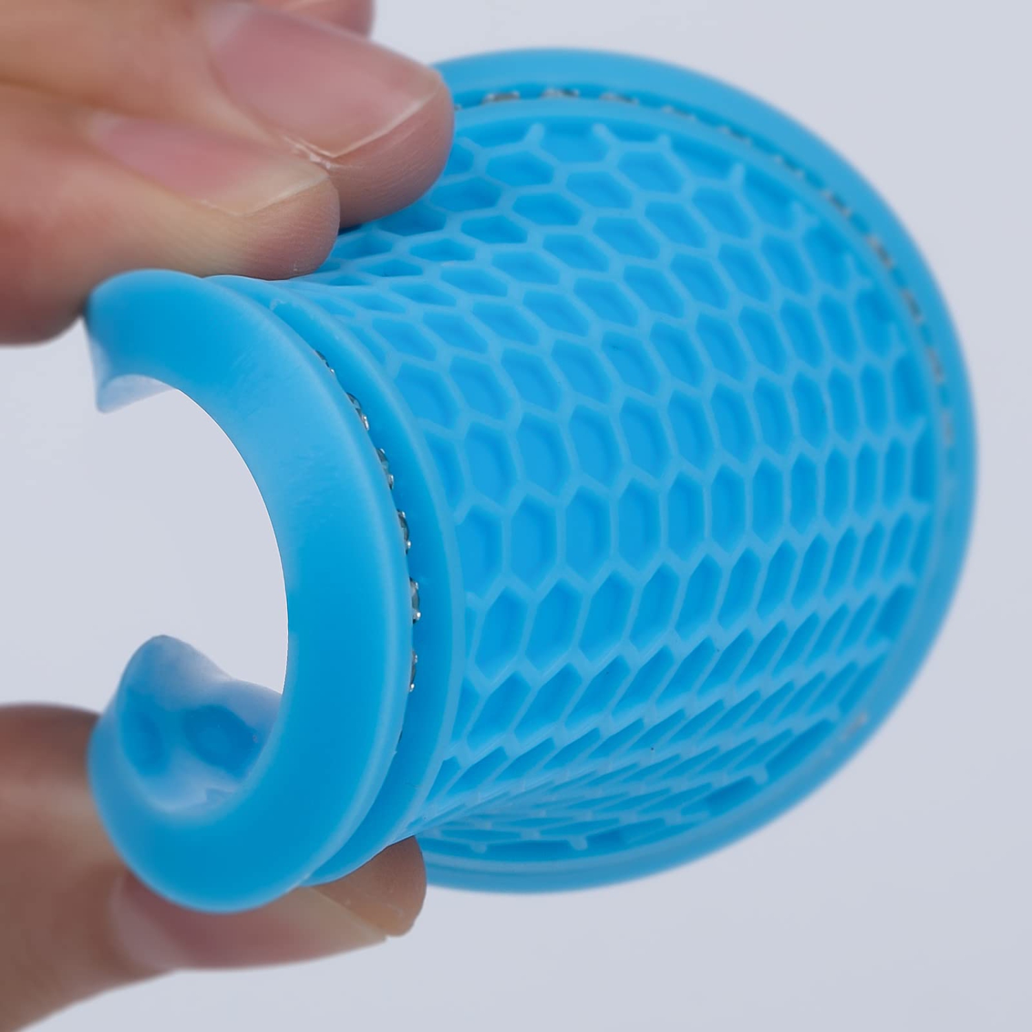 2pcs Car Cup Holder Coasters Rhinestone Car Accessories Glitter Car Coasters Bling Car Cup Mats for Cars Trucks Vehicles