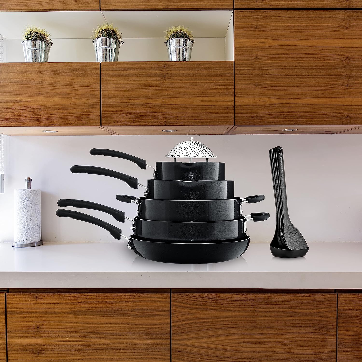 Nutrichef Kitchenware Cookware, Non-Stick Pans and Pots with Foldable Knob, Space Saving, Stackable, Nylon Tools, Induction Base, Black, One Size