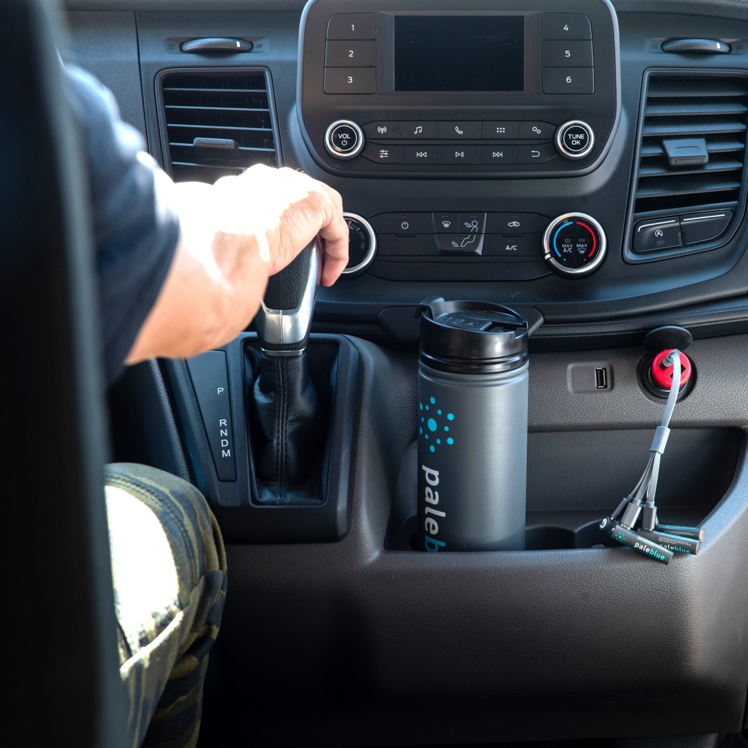 (8) AA + AAA Battery Sustainability Kit & Chargers