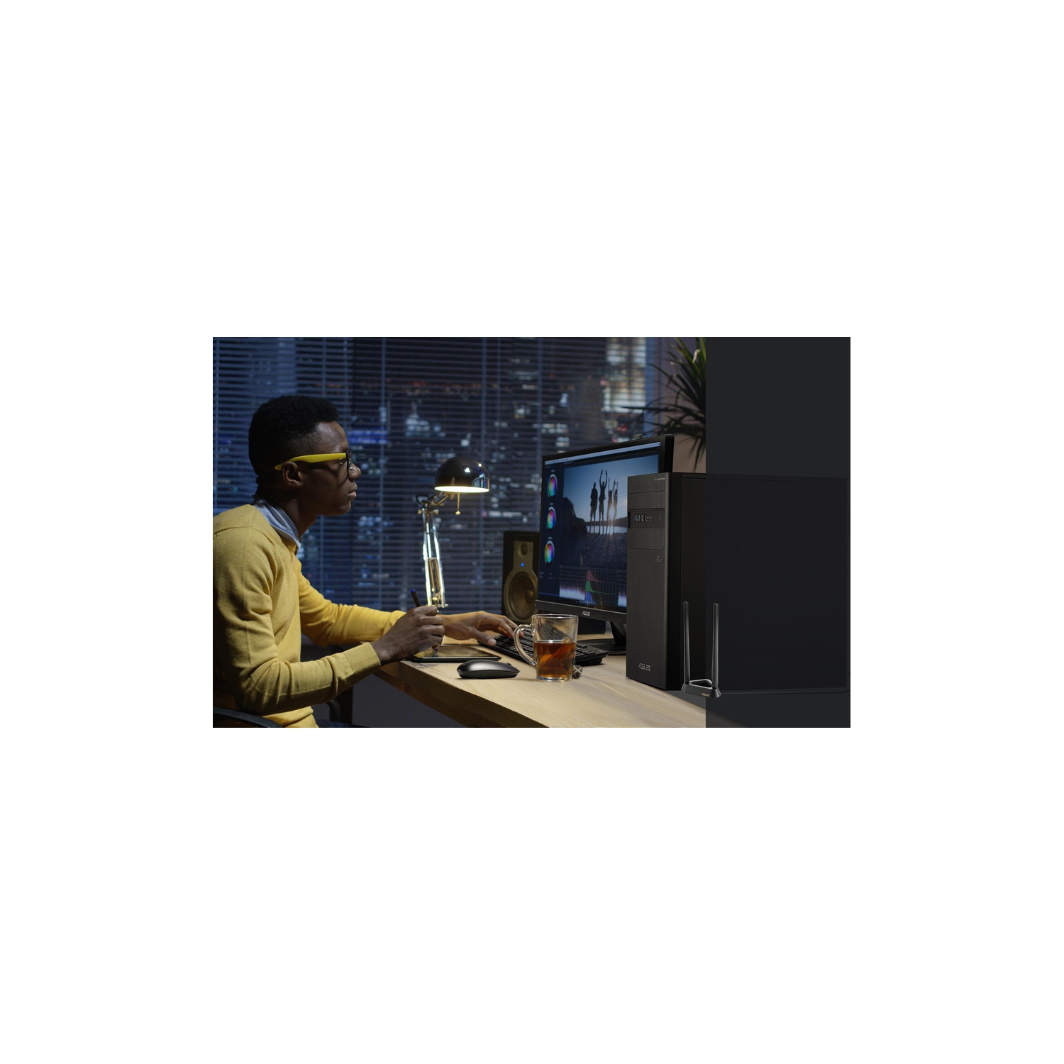 Asus PCE-AXE58BT IEEE 802.11ax Bluetooth 5.2 Tri Band Wi-Fi/Bluetooth Combo Adapter for Computer