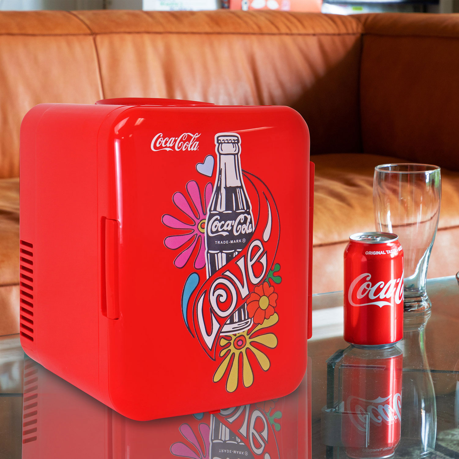 Miniréfrigérateur de bar portatif de 0,14 pi³ Coca-Cola