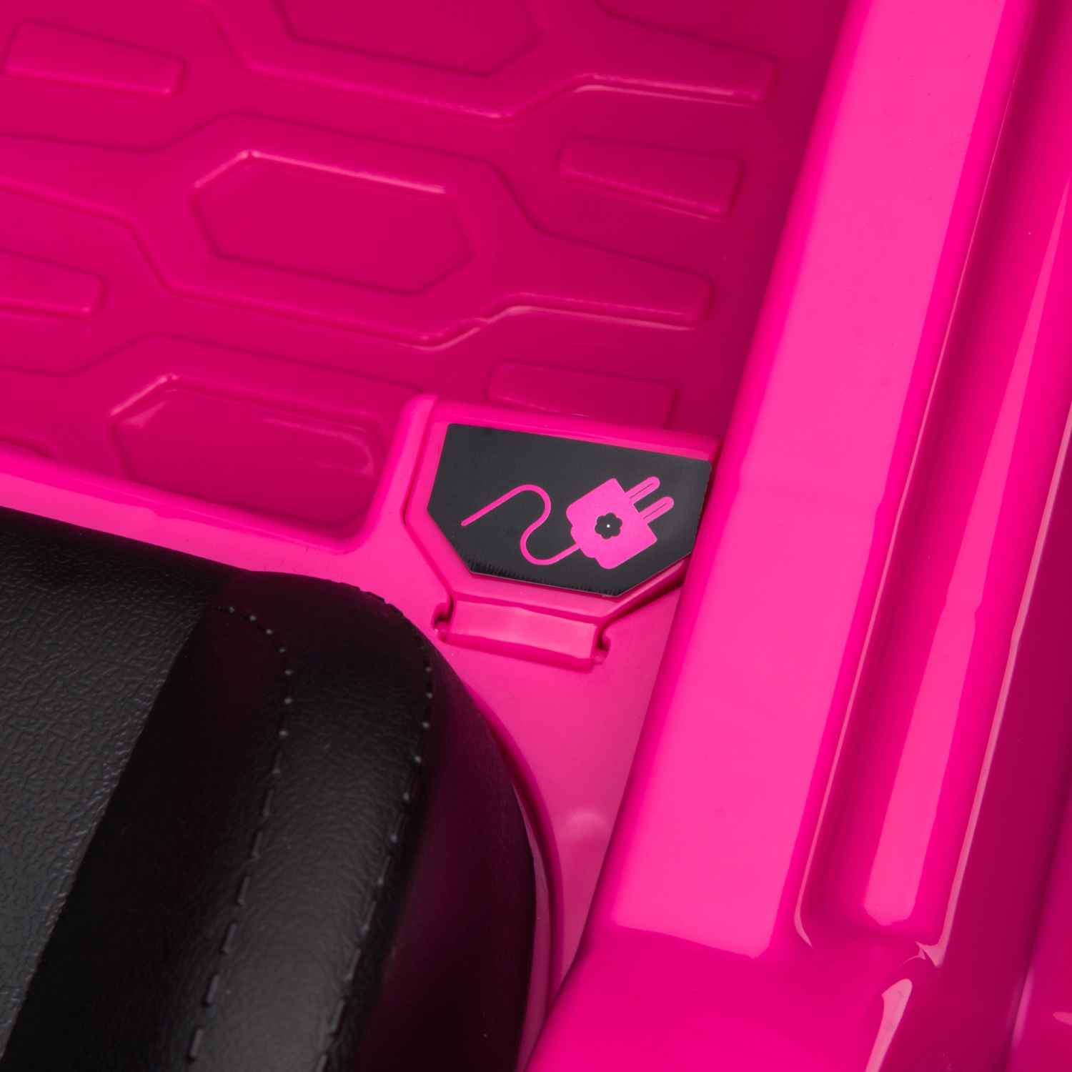 Aosom Licensed Chevrolet Tahoe Kids Ride on Car, 12V 7AH Toddler Electric Car with Parent Remote Control, 3 Speeds, Spring Suspension, LED Light,