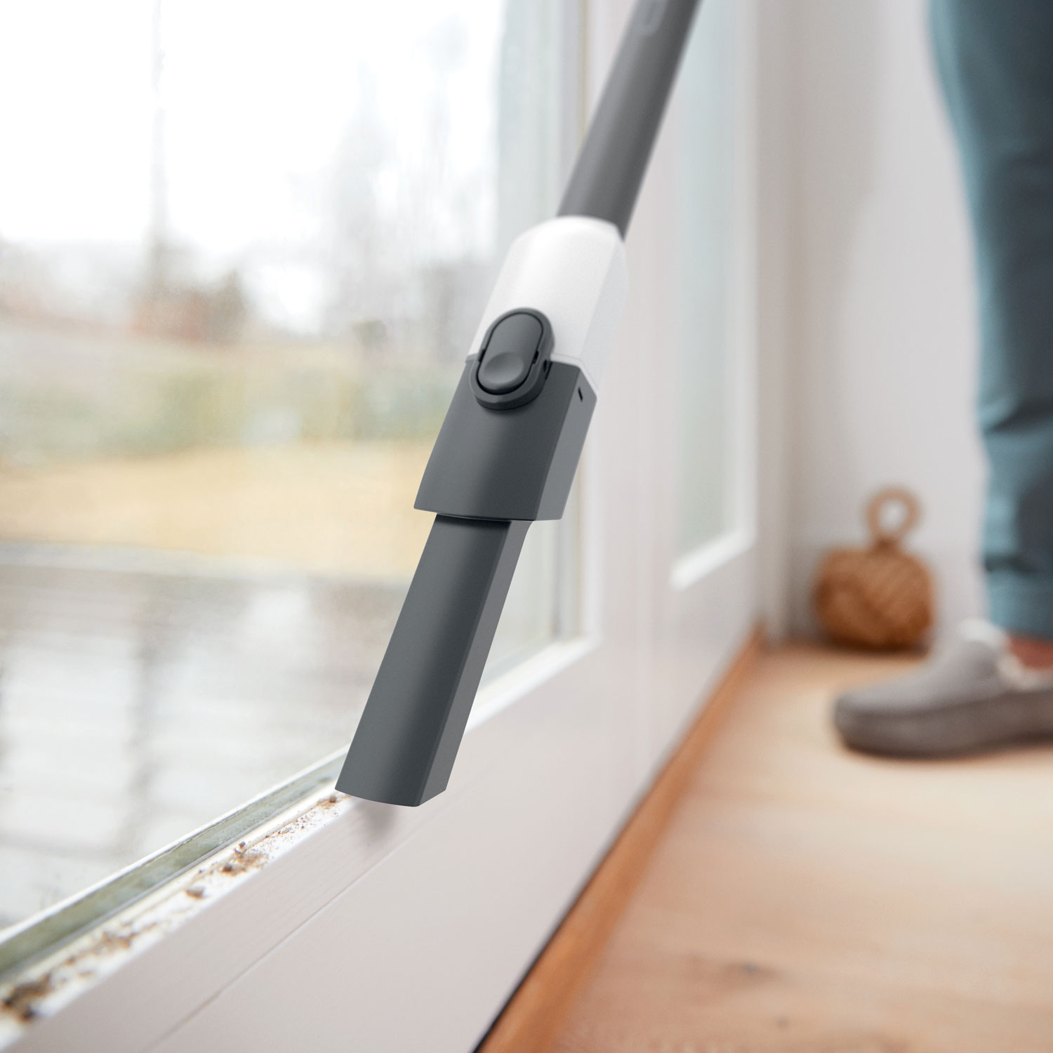 Shark Detect Pro Cordless Stick Vacuum - White