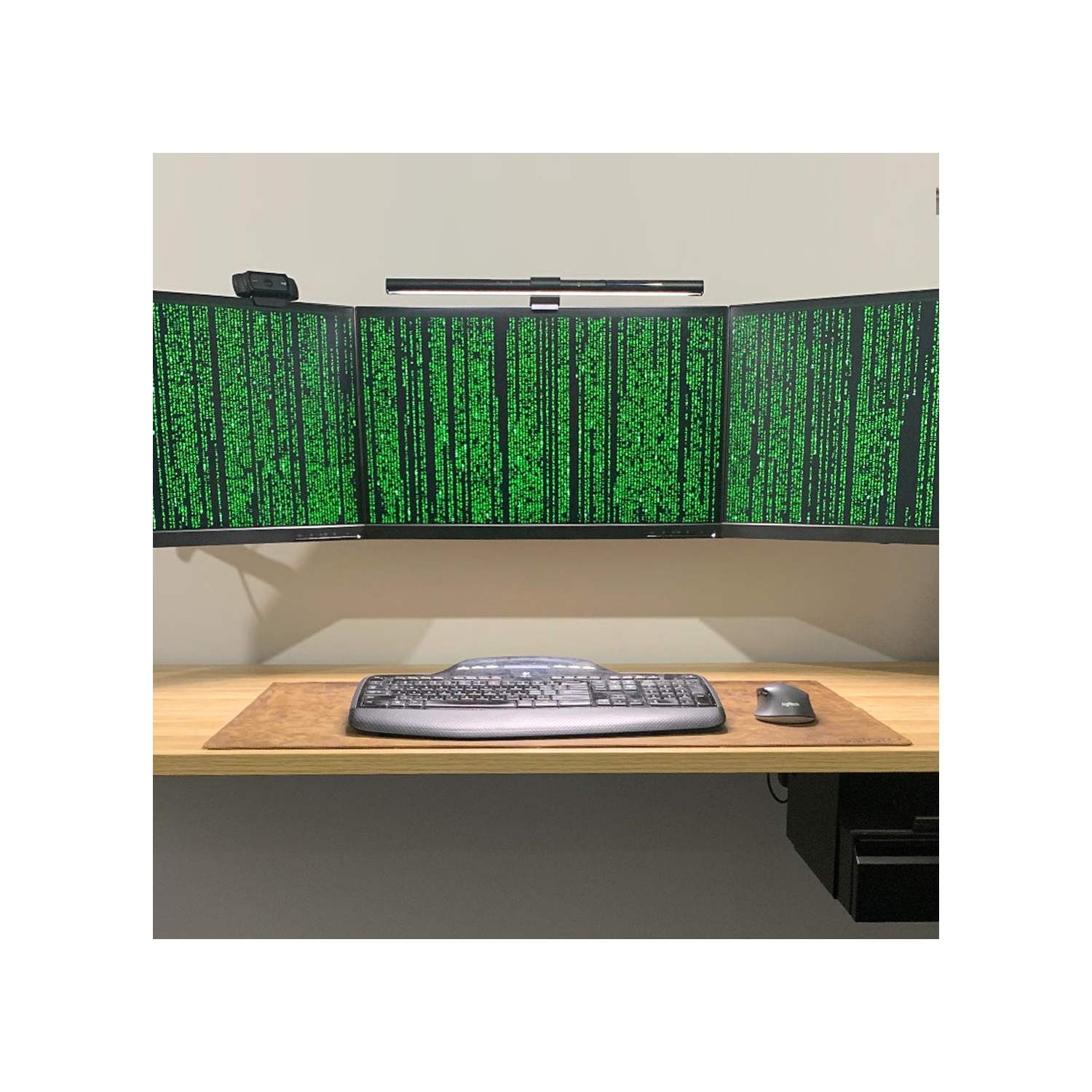 Desky LED Monitor Light Bar Adjustable Computer Screen Reading Lamp