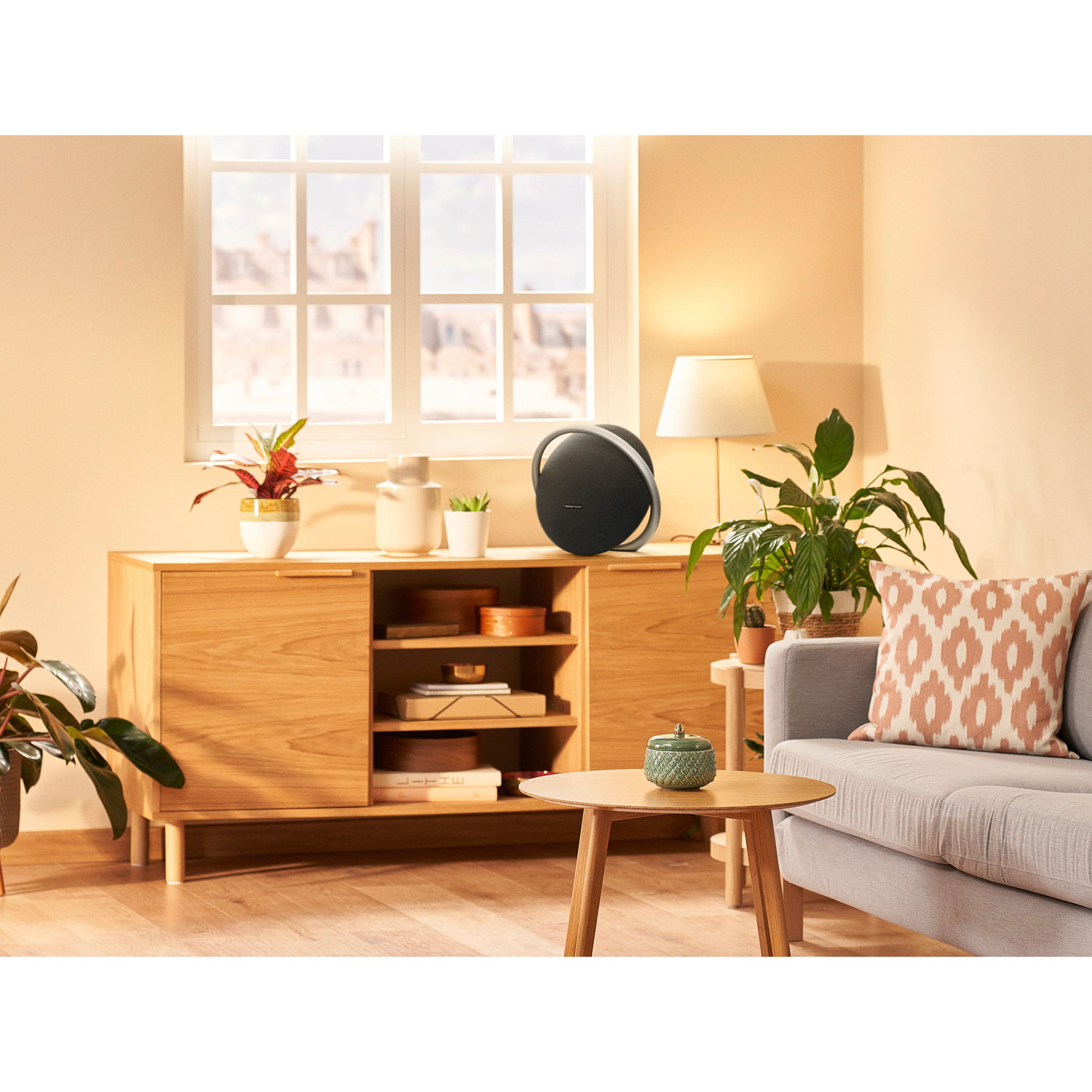 Harman Kardon Onyx Studio 8 Bluetooth Wireless Speaker - Black