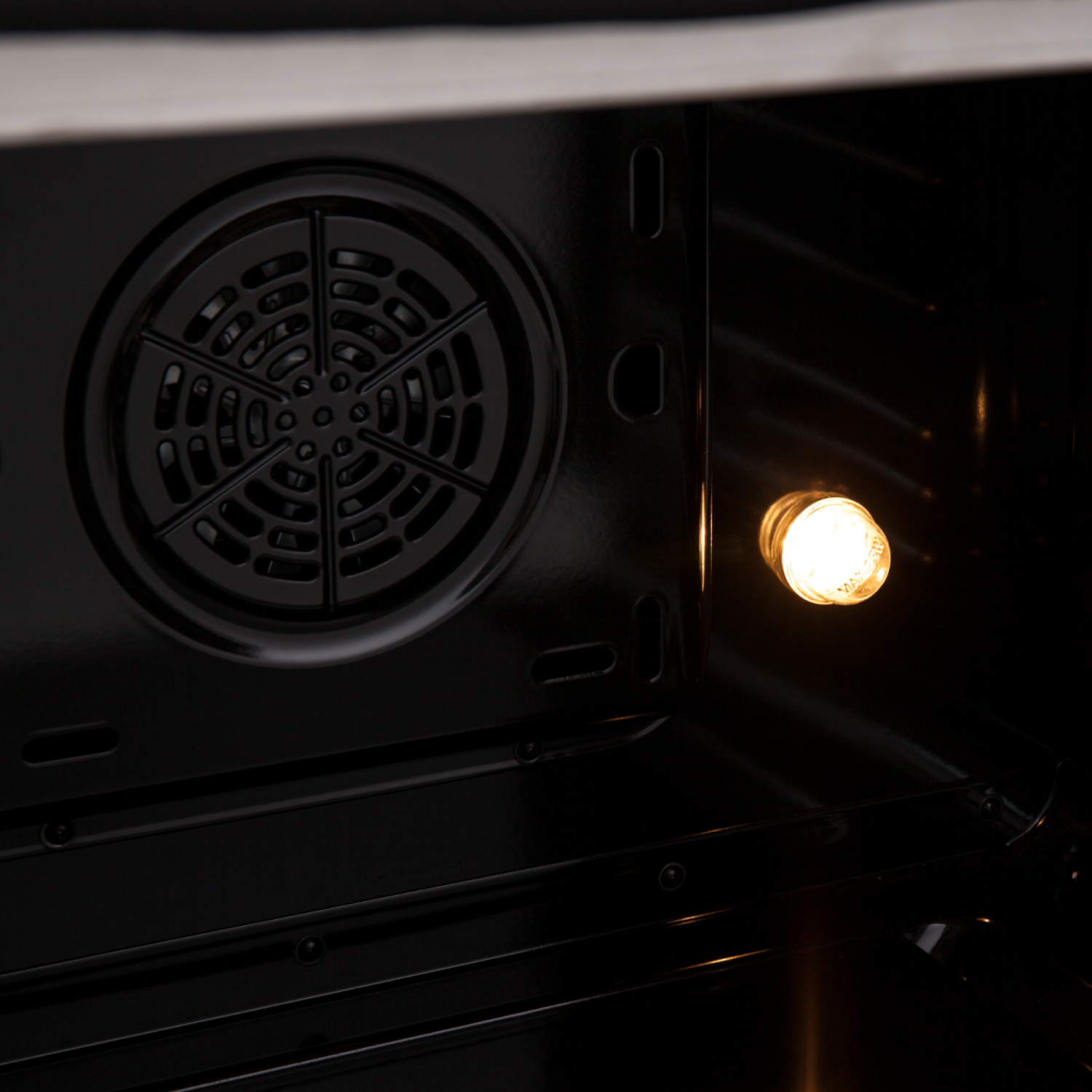 Cuisinière biénergie autonome à deux portes de 36&nbsp;po Galiano de Forno