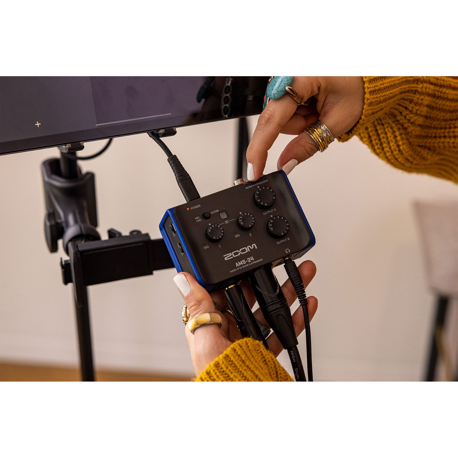 Interface audio 2 x 4 ZAMS24 de Zoom