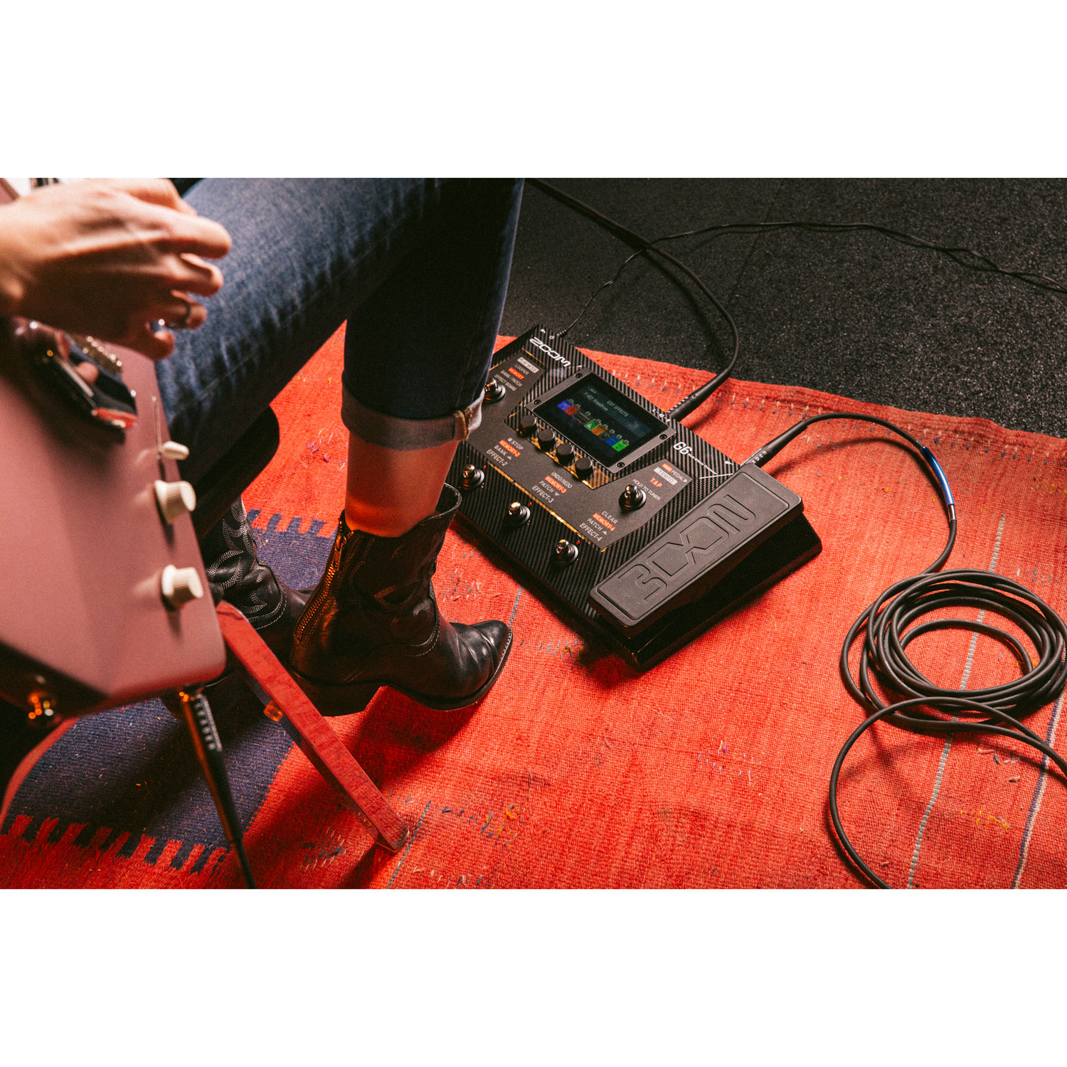 Zoom G6 Multi-Effects Processor for Guitarists - Black