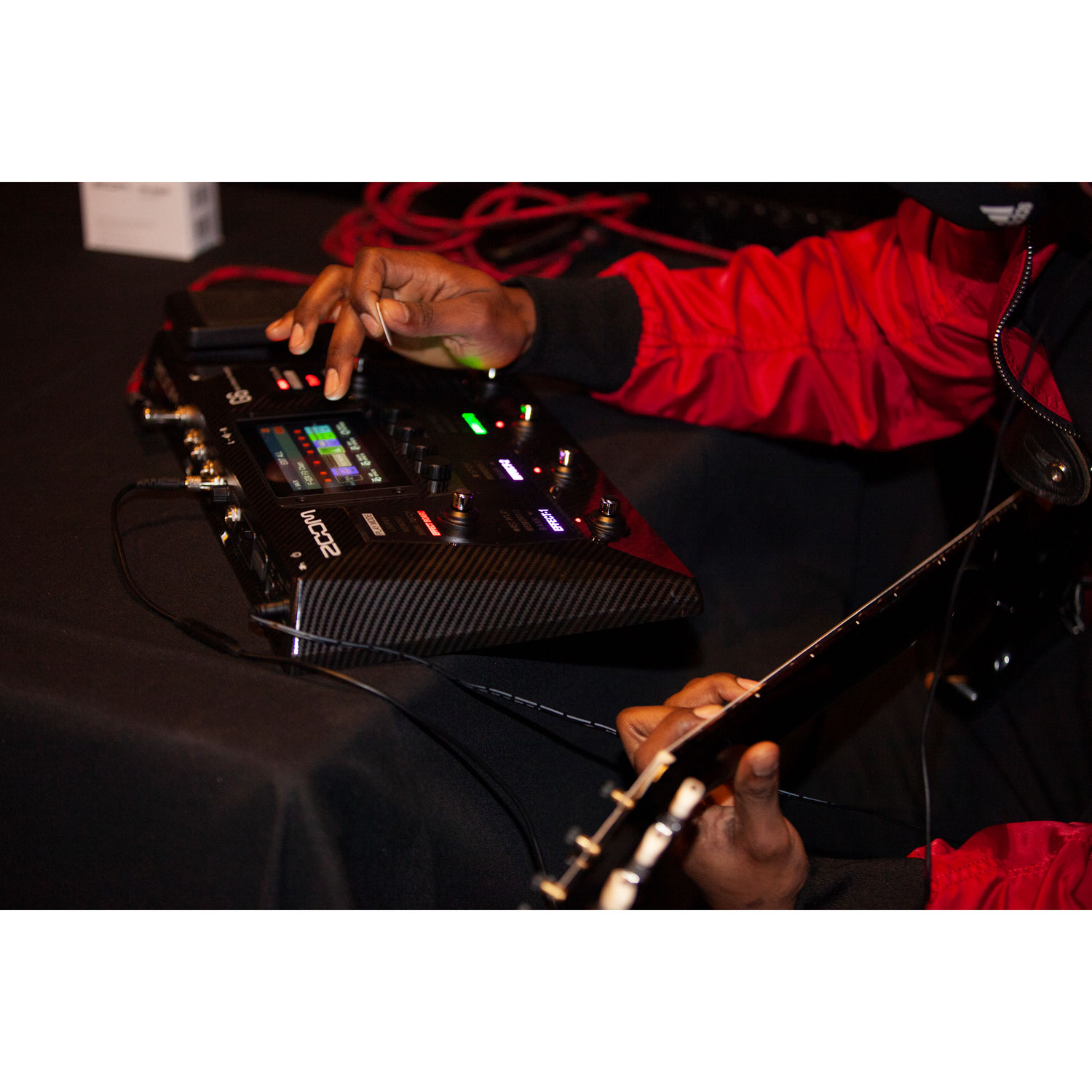 Zoom G6 Multi-Effects Processor for Guitarists - Black