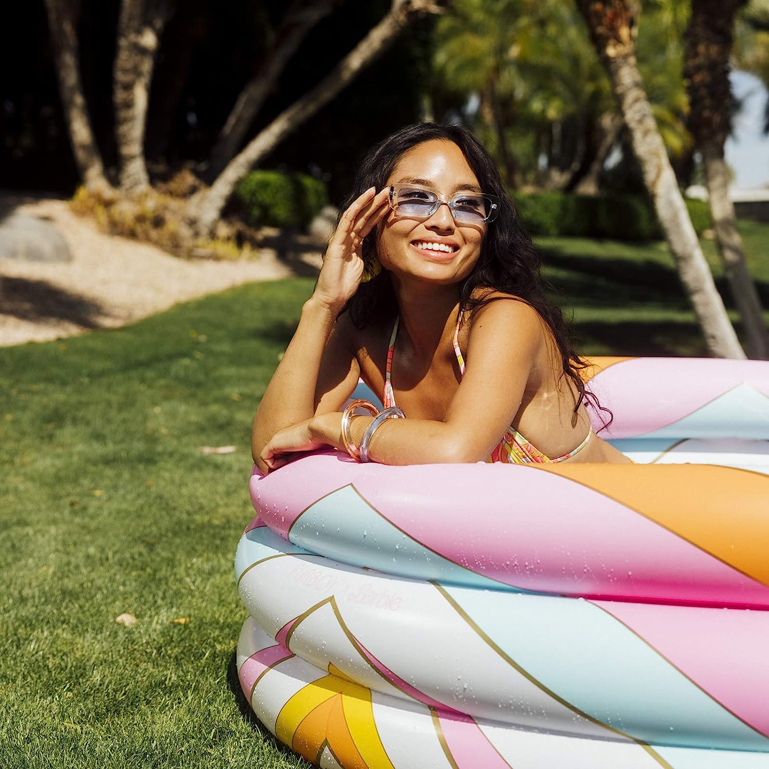 Piscine à jouets Kiddie gonflable officielle de FUNBOY & Barbie - multicolore