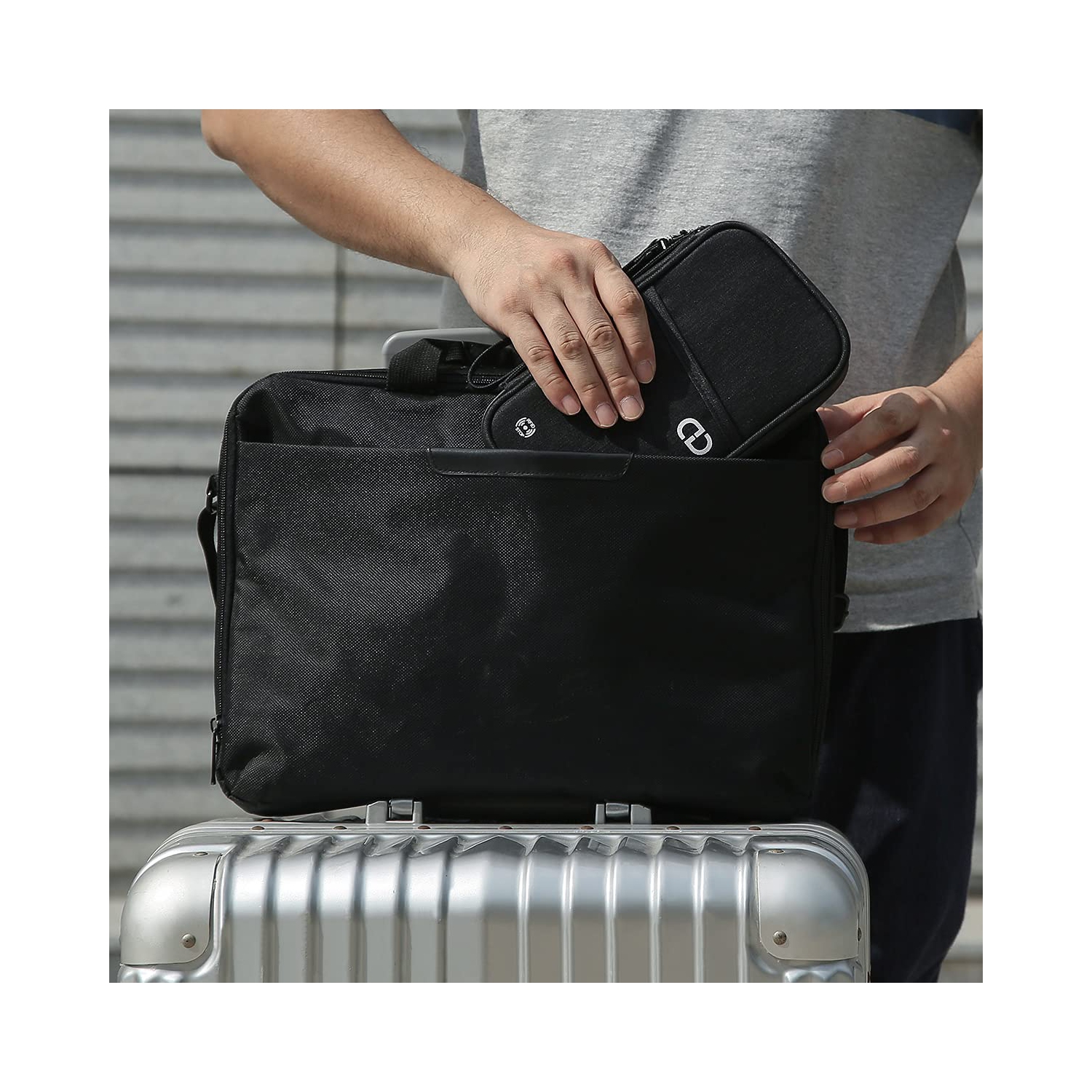 Portefeuille Travel Essentials pour accessoires volants famille porte-passeport étui pochette de rangement avec blocage RFID avion document vacances