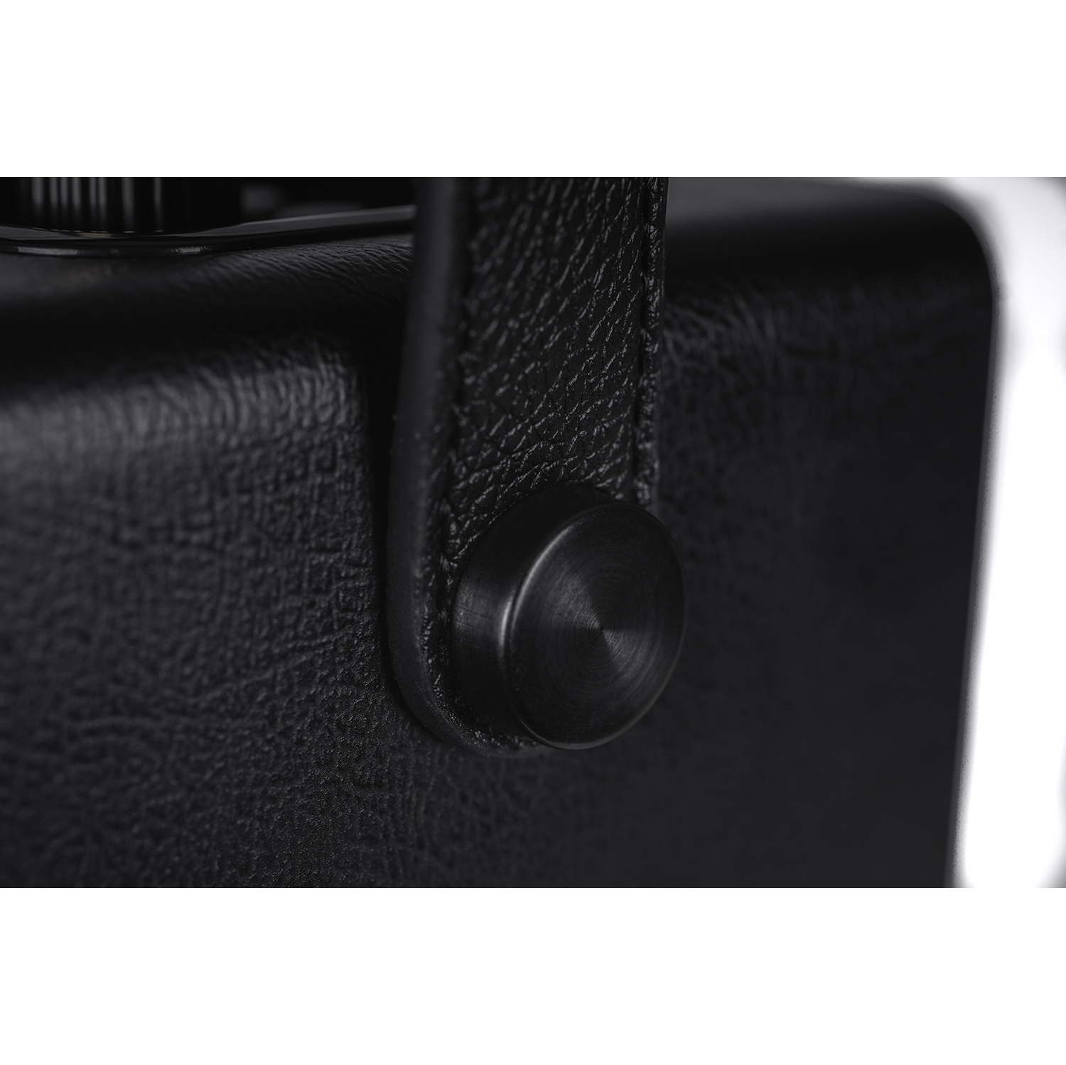 Fuse ANDLE Wireless Bluetooth Speaker with Handle