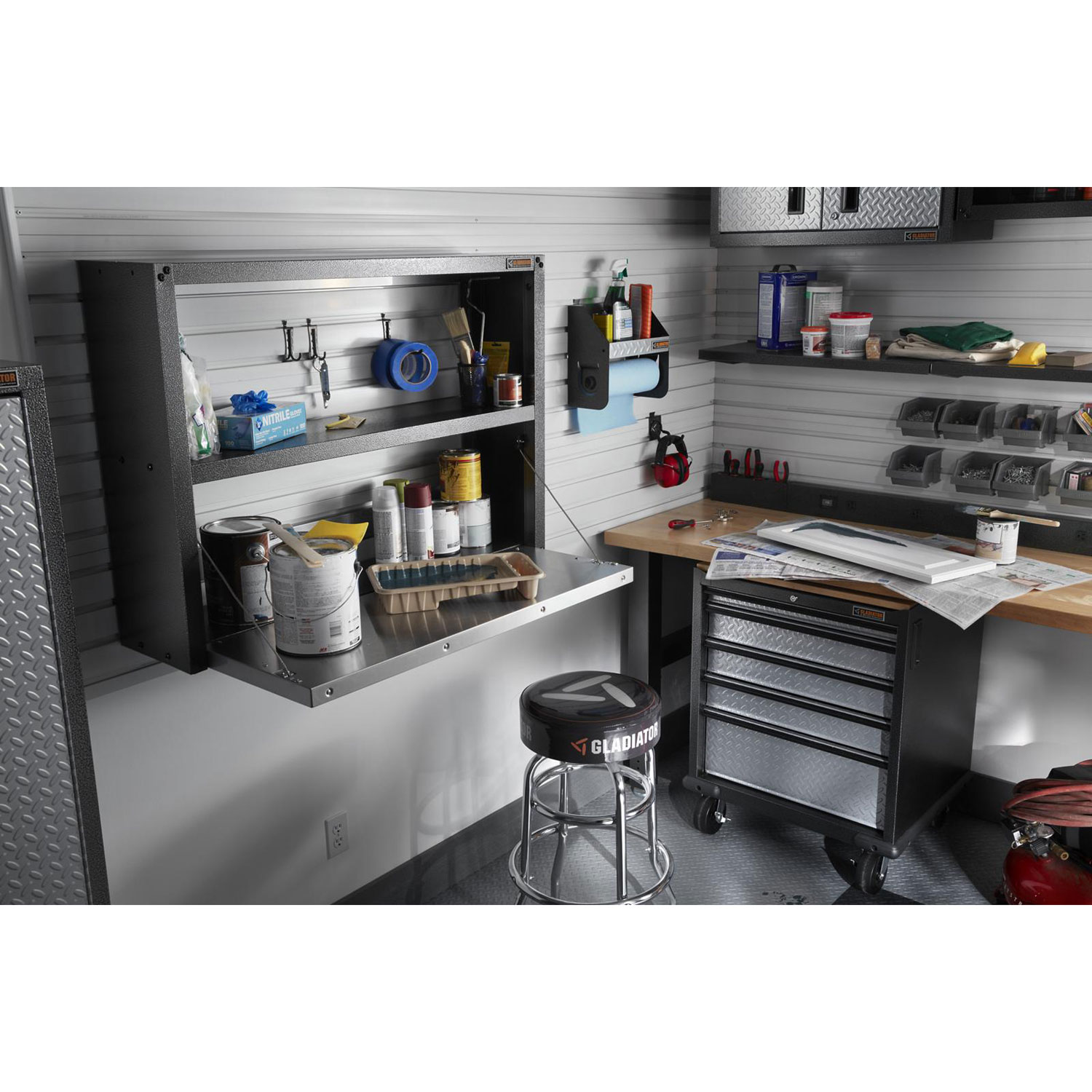 Gladiator Steel Cabinet - Silver Tread