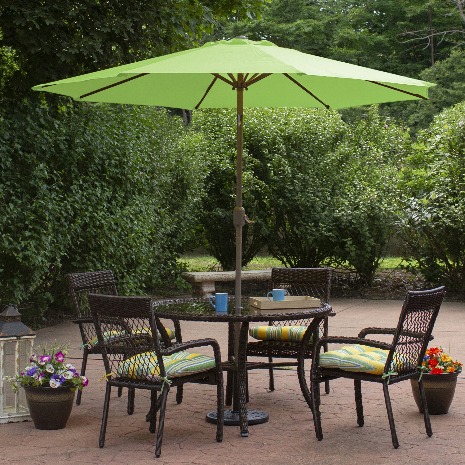 9ft Outdoor Patio Market Umbrella with Hand Crank and Tilt, Lime Green