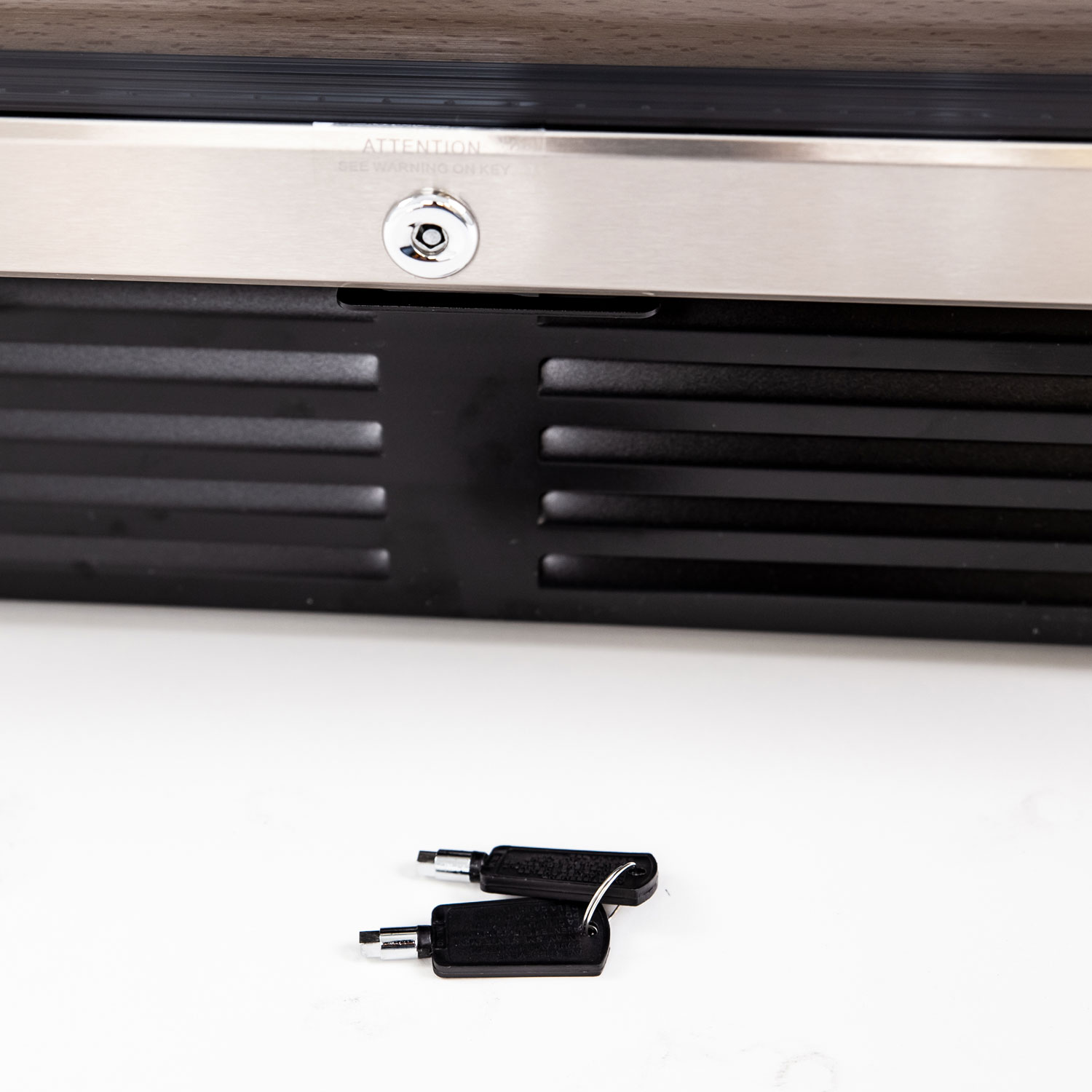 Cellier de 50 bouteilles de Vinturi - Acier inoxydable noir