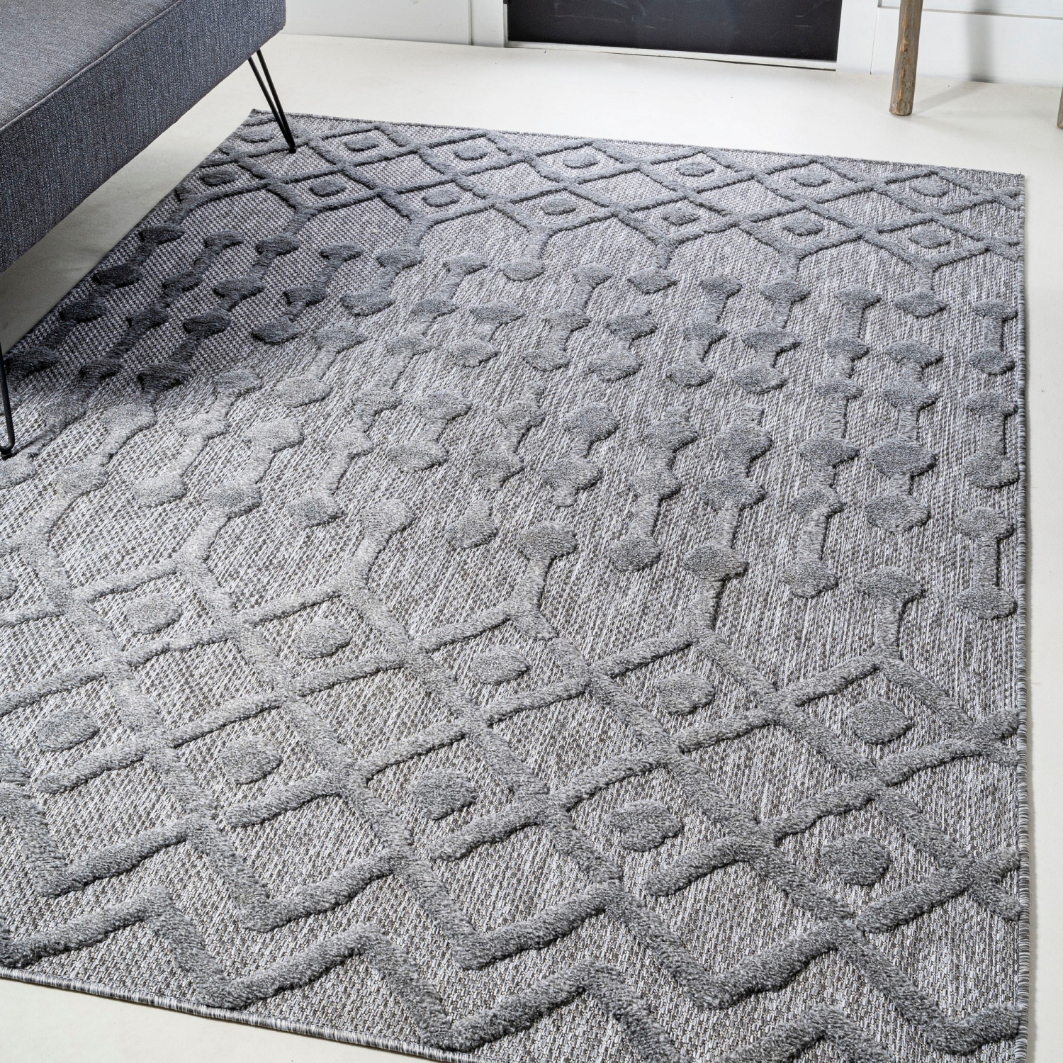 Peralta Moroccan Diamond Indoor/Outdoor Area Rug