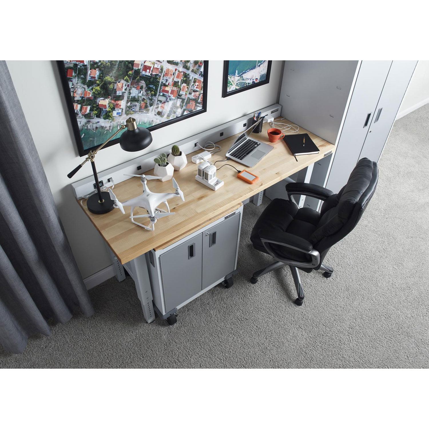 Gladiator Workbench 1.8m 9-Outlet Power Strip - White