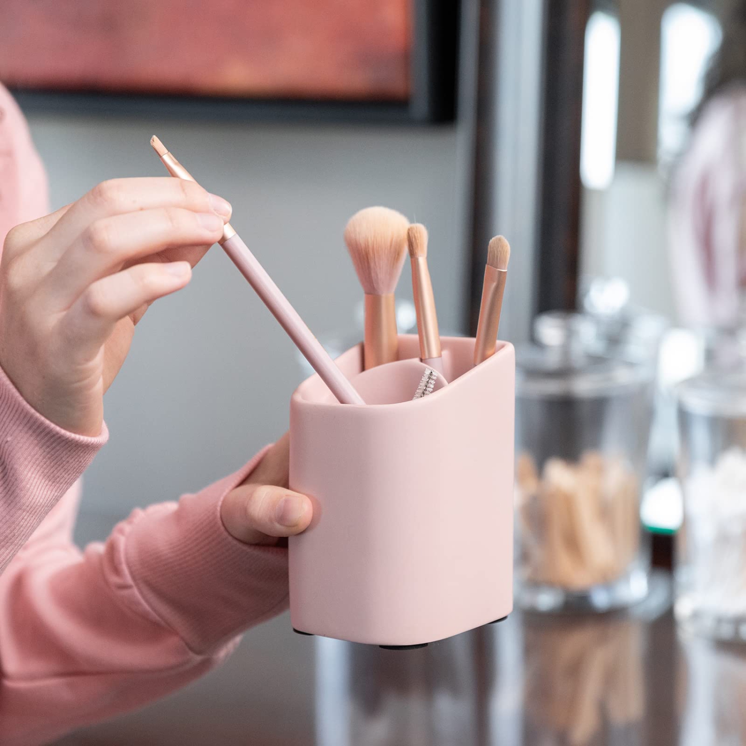 Cute Pink Toothbrush Holders for Bathrooms - Toothbrush and Toothpaste Holder - Ideal Toothbrush Organizer for Adults and Kids, Tooth Brushing Holder