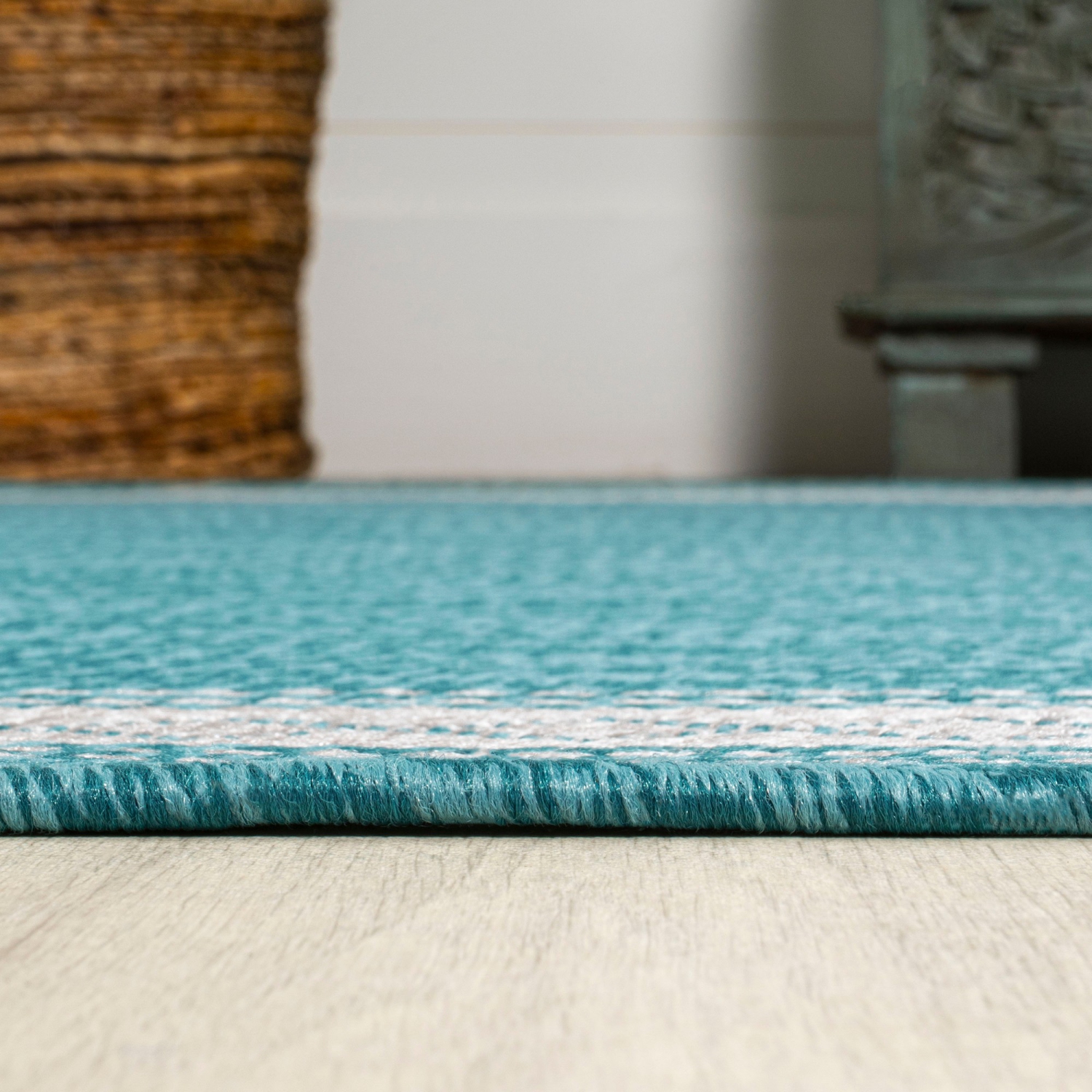 Lucia Classic Diamond Border Indoor/Outdoor Area Rug