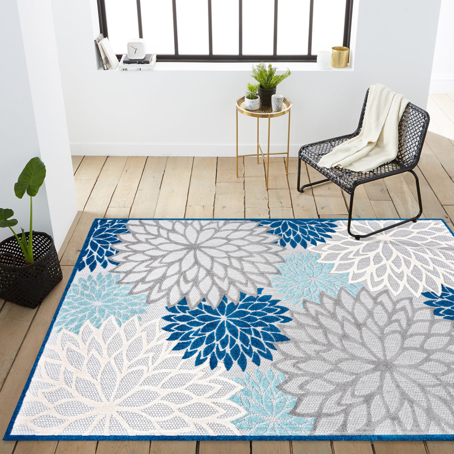 Minori Floral Indoor/Outdoor Area Rug