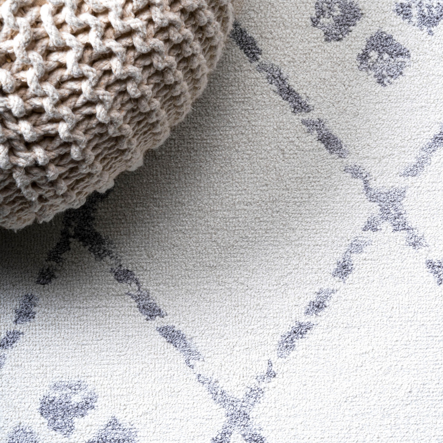 Izil Moroccan Geometric Diamond Area Rug