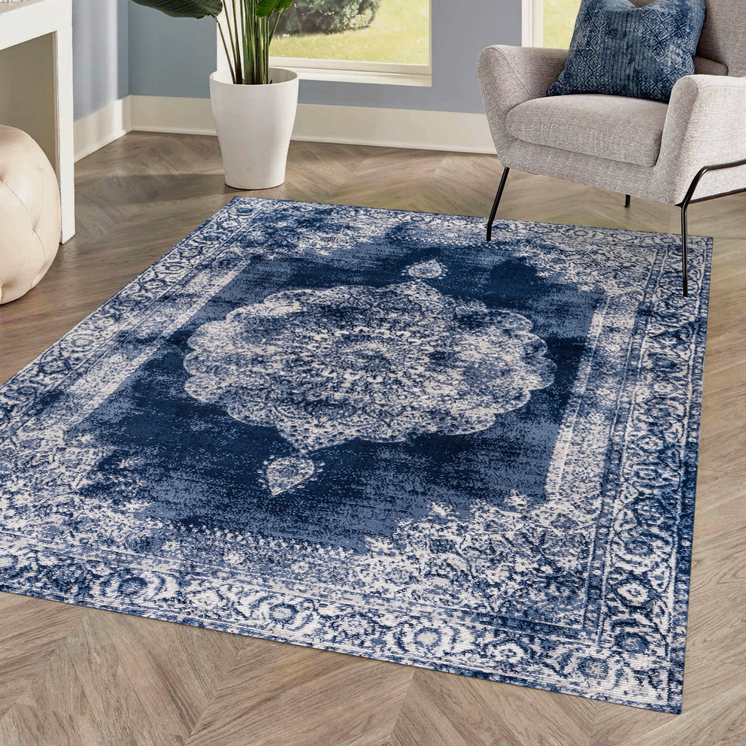 Kelly Rosalia Cottage Medallion Area Rug
