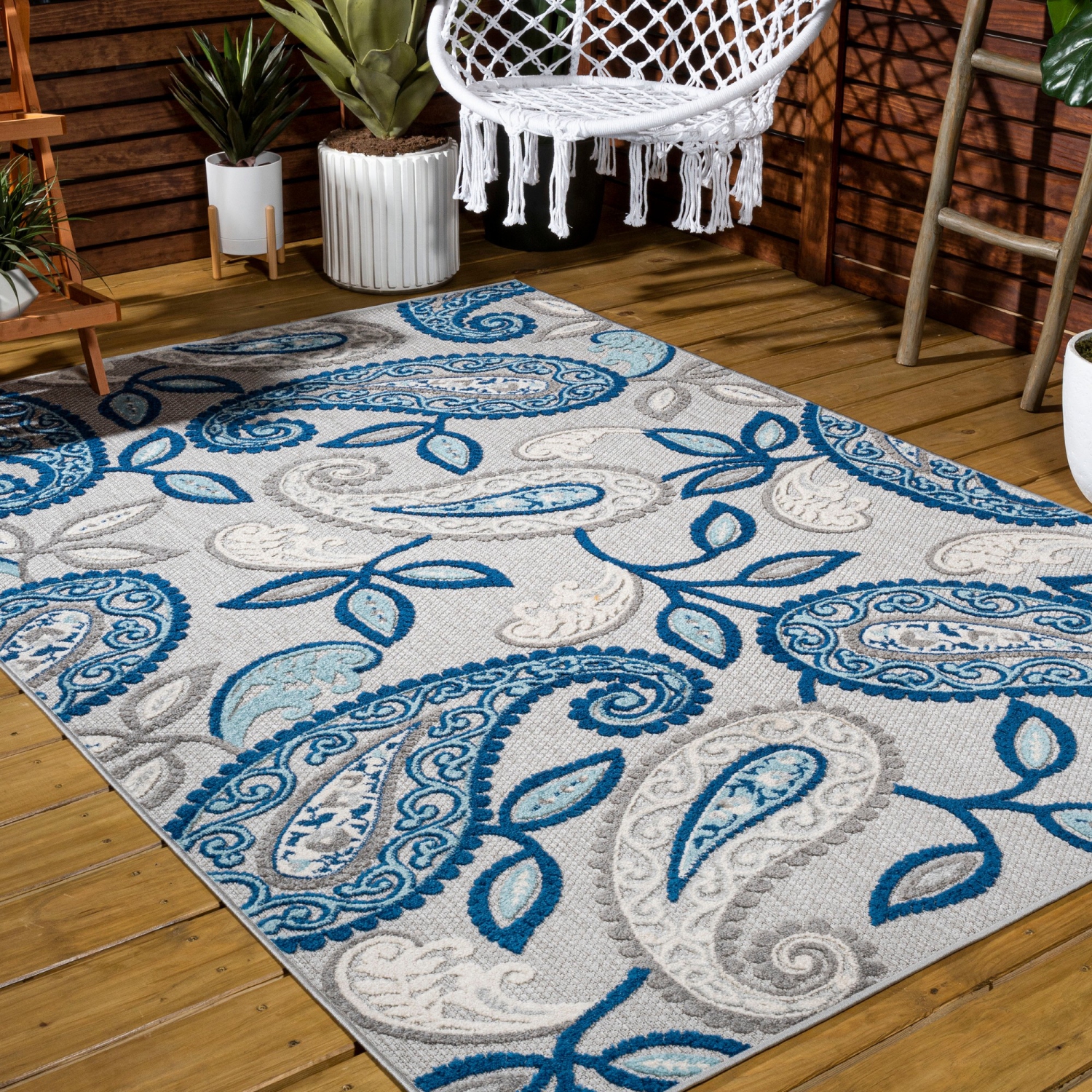 Julien Paisley High-Low Indoor/Outdoor Area Rug