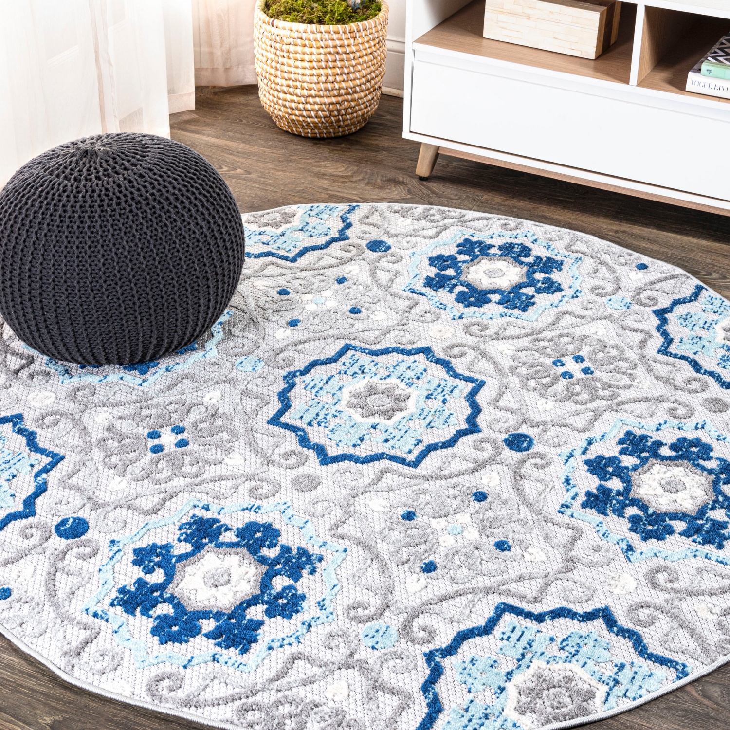 Mediterranean Medallion Indoor/Outdoor Area Rug
