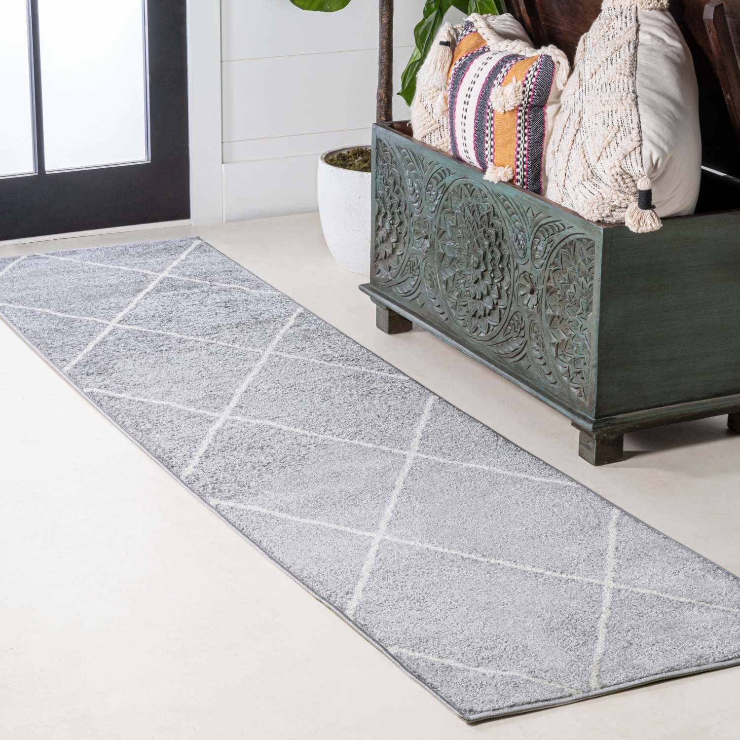 Cole Minimalist Diamond Trellis Area Rug